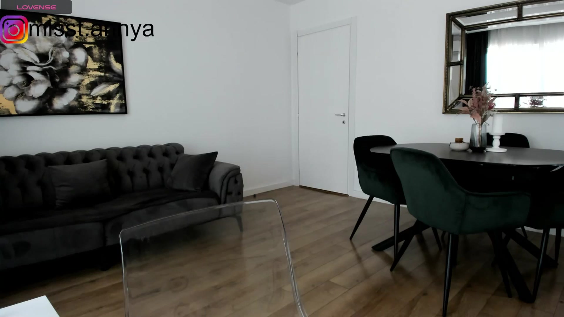 Gallery image thumbnail from Miss_Tanya's myfreecams stream on, 06/03/2024, 10:12 image 3 of 20