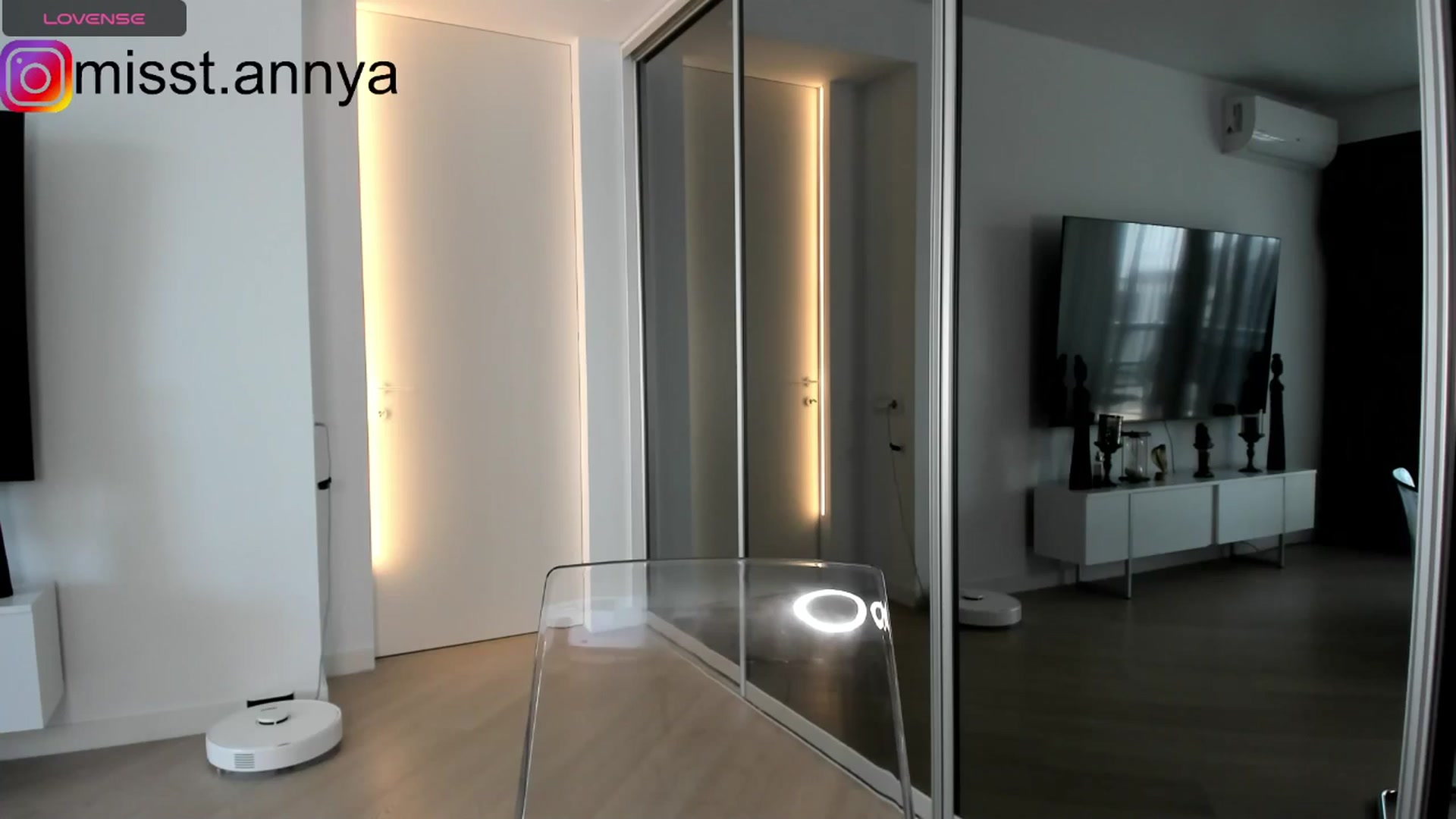Gallery image thumbnail from Miss_Tanya's myfreecams stream on, 09/02/2024, 09:38 image 16 of 20