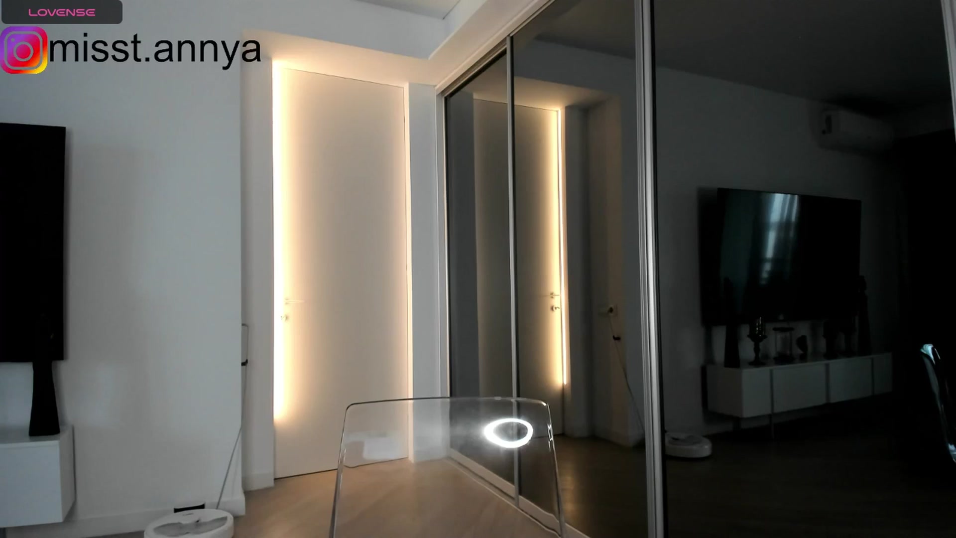 Gallery image thumbnail from Miss_Tanya's myfreecams stream on, 09/14/2024, 08:56 image 17 of 20