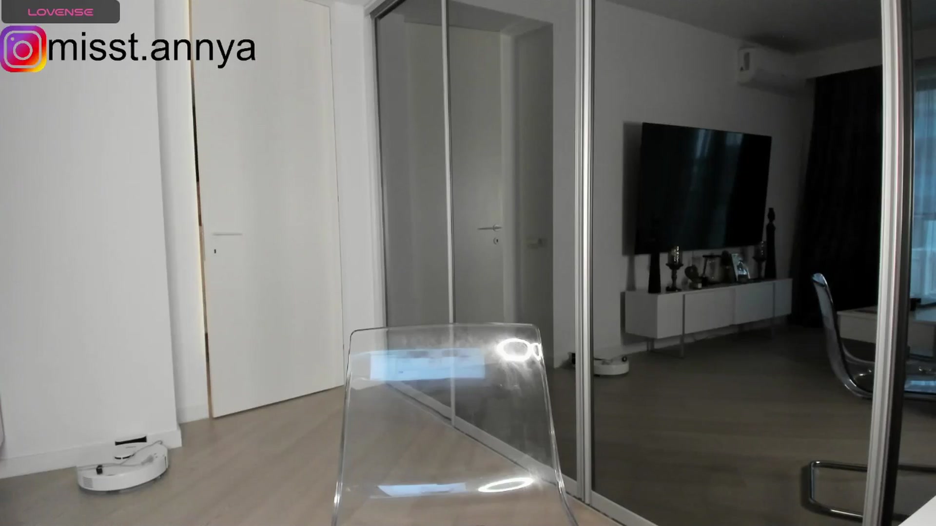 Gallery image thumbnail from Miss_Tanya's myfreecams stream on, 11/30/2024, 09:36 image 2 of 20