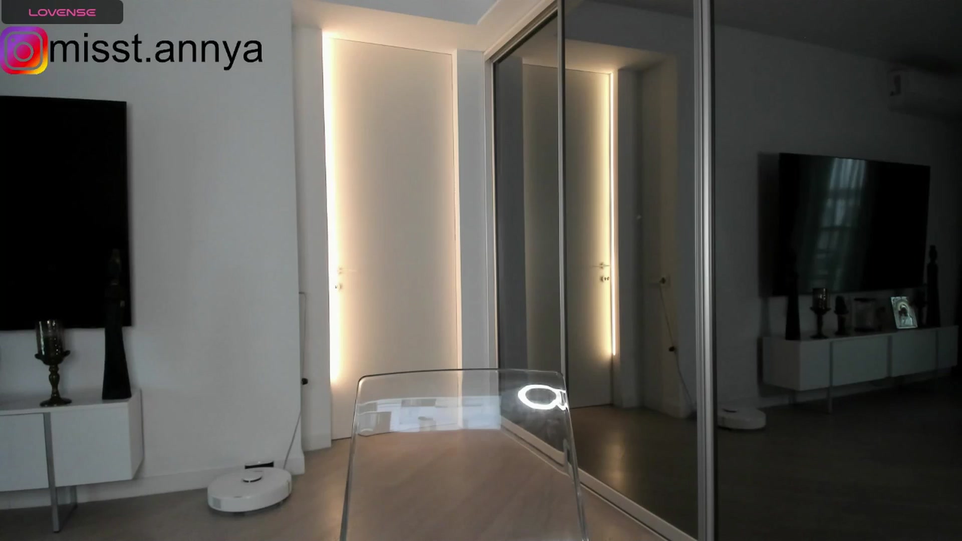 Gallery image thumbnail from Miss_Tanya's myfreecams stream on, 12/11/2024, 12:01 image 6 of 20