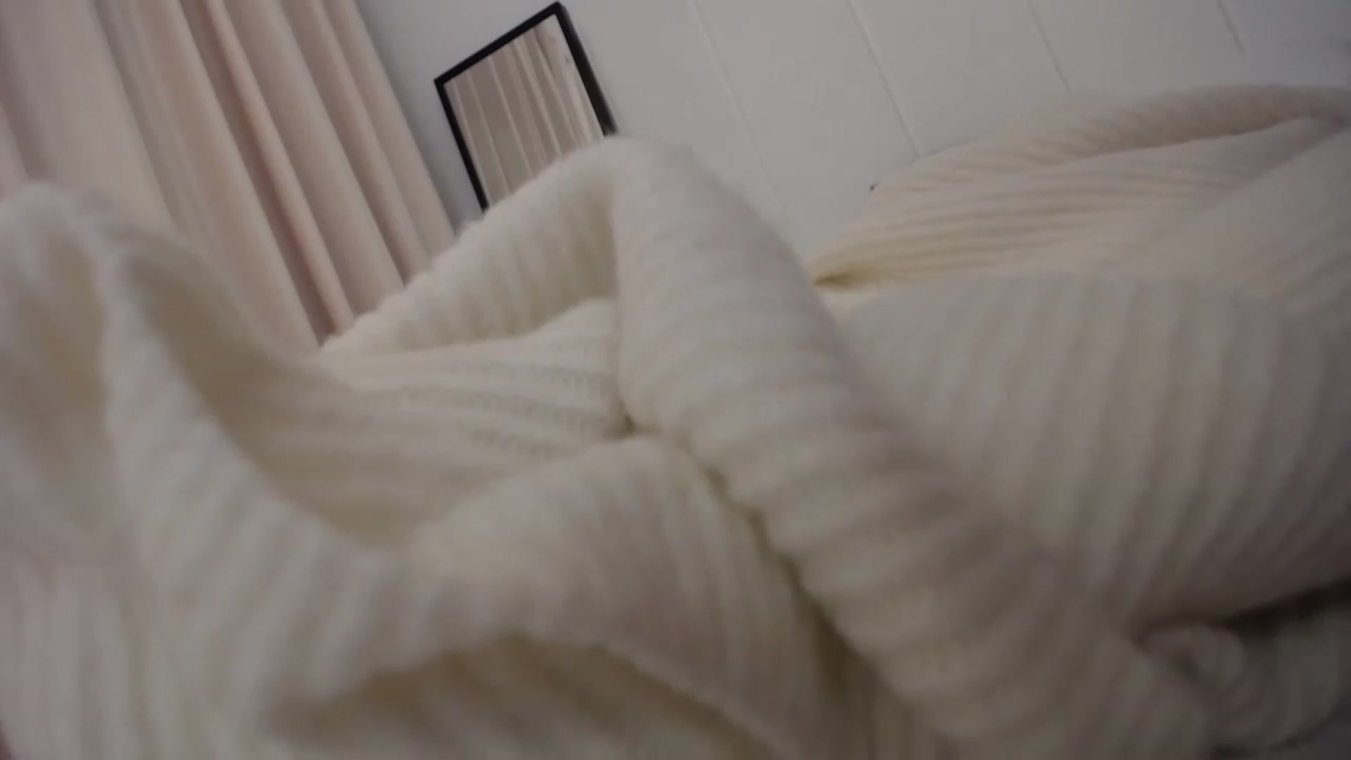 Gallery image thumbnail from Miss_Tease_'s myfreecams stream on, 12/29/2022, 06:41 image 6 of 20