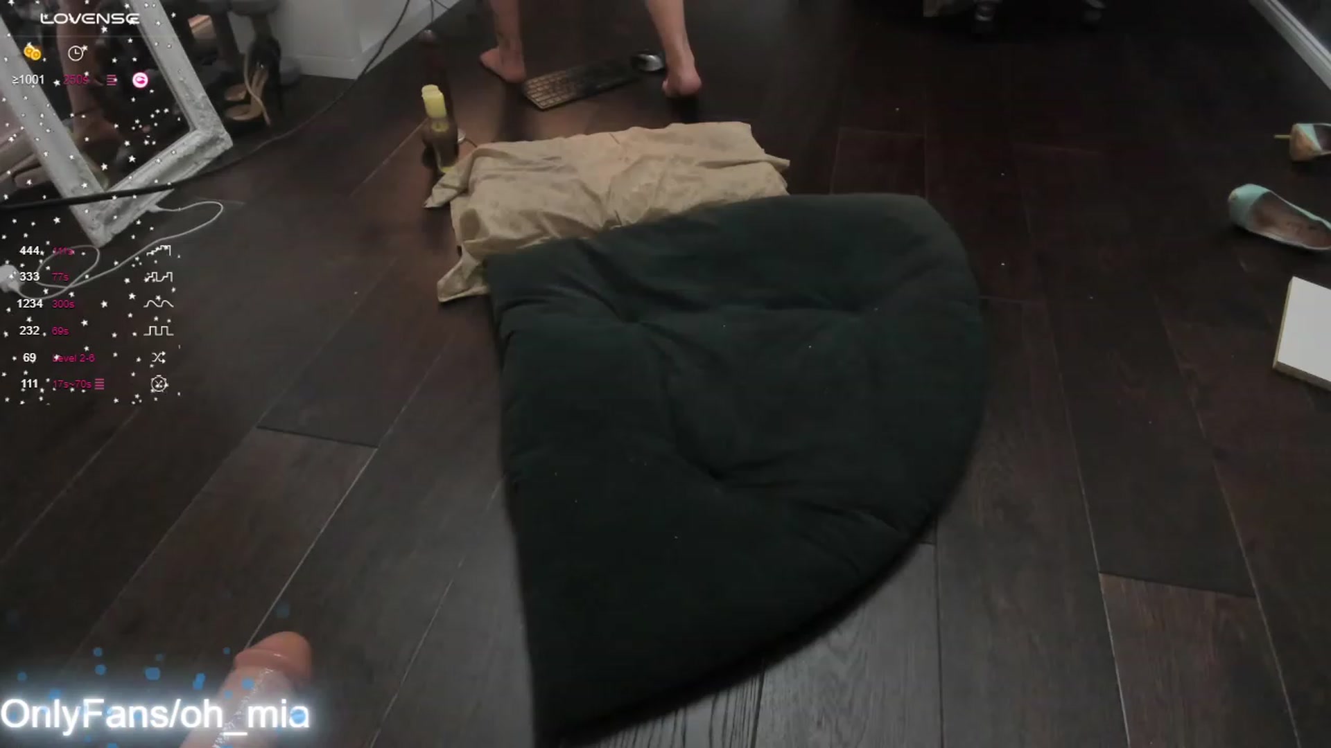 Gallery image thumbnail from Miss_Ugly's myfreecams stream on, 11/08/2023, 12:22 image 1 of 20