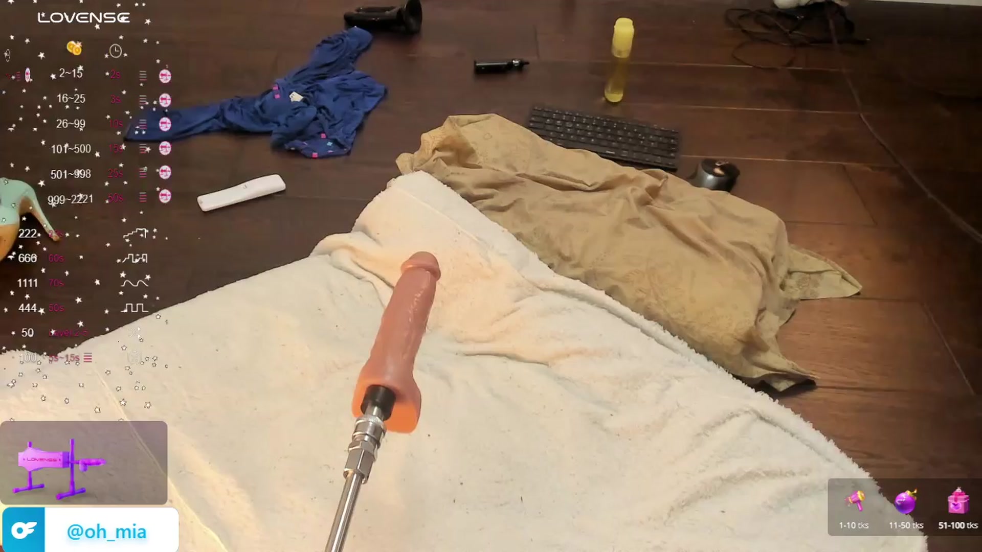 Gallery image thumbnail from Miss_Ugly's myfreecams stream on, 04/11/2024, 08:45 image 11 of 20