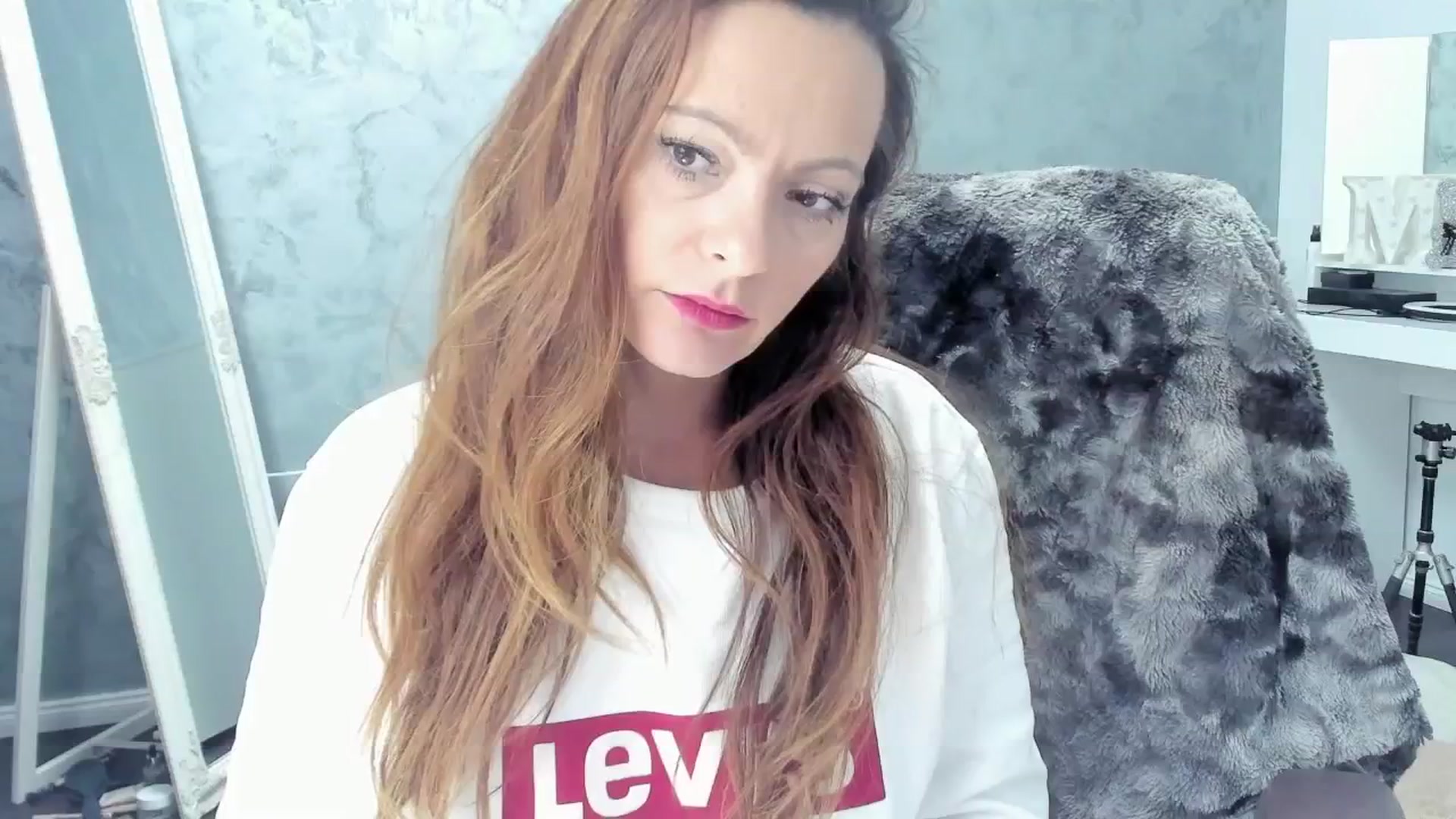 Gallery image thumbnail from Miss_Ugly's myfreecams stream on, 11/20/2024, 10:11 image 9 of 20