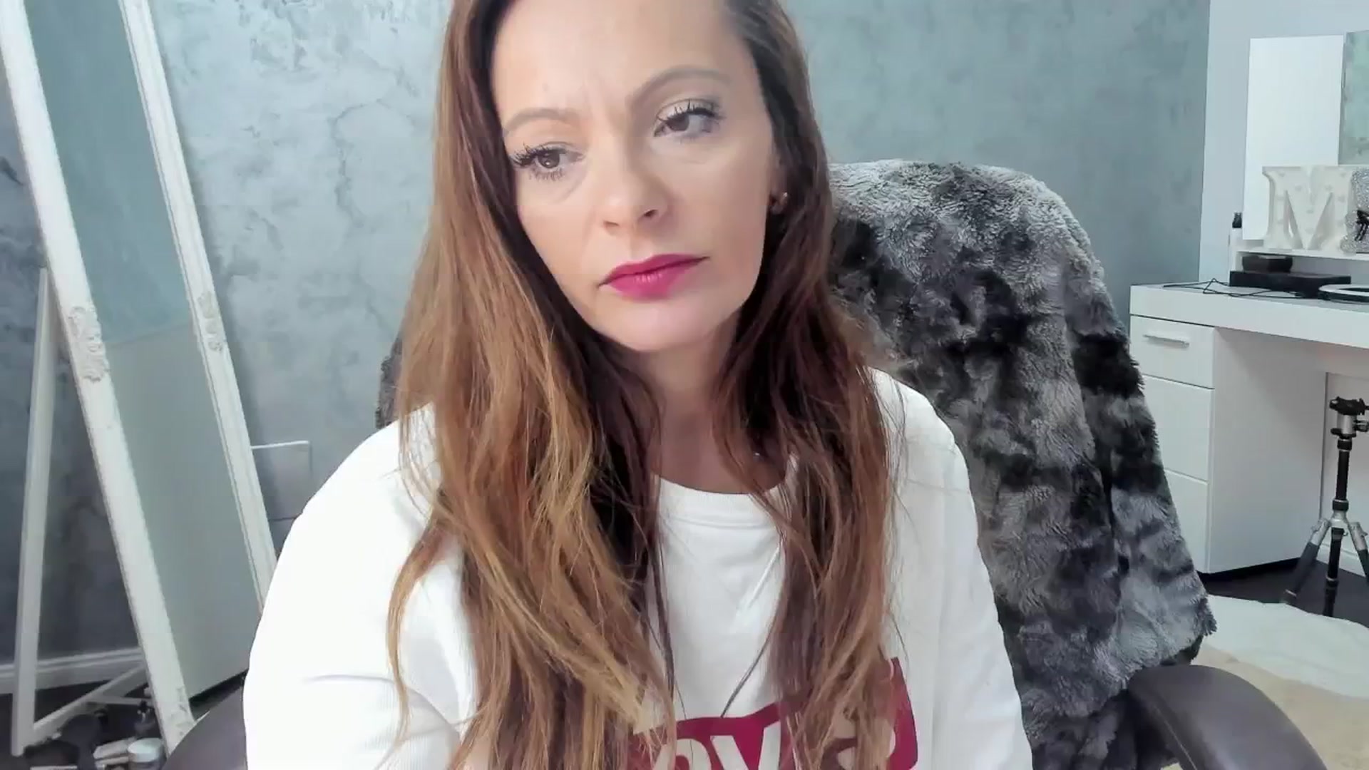 Gallery image thumbnail from Miss_Ugly's myfreecams stream on, 11/20/2024, 10:11 image 15 of 20
