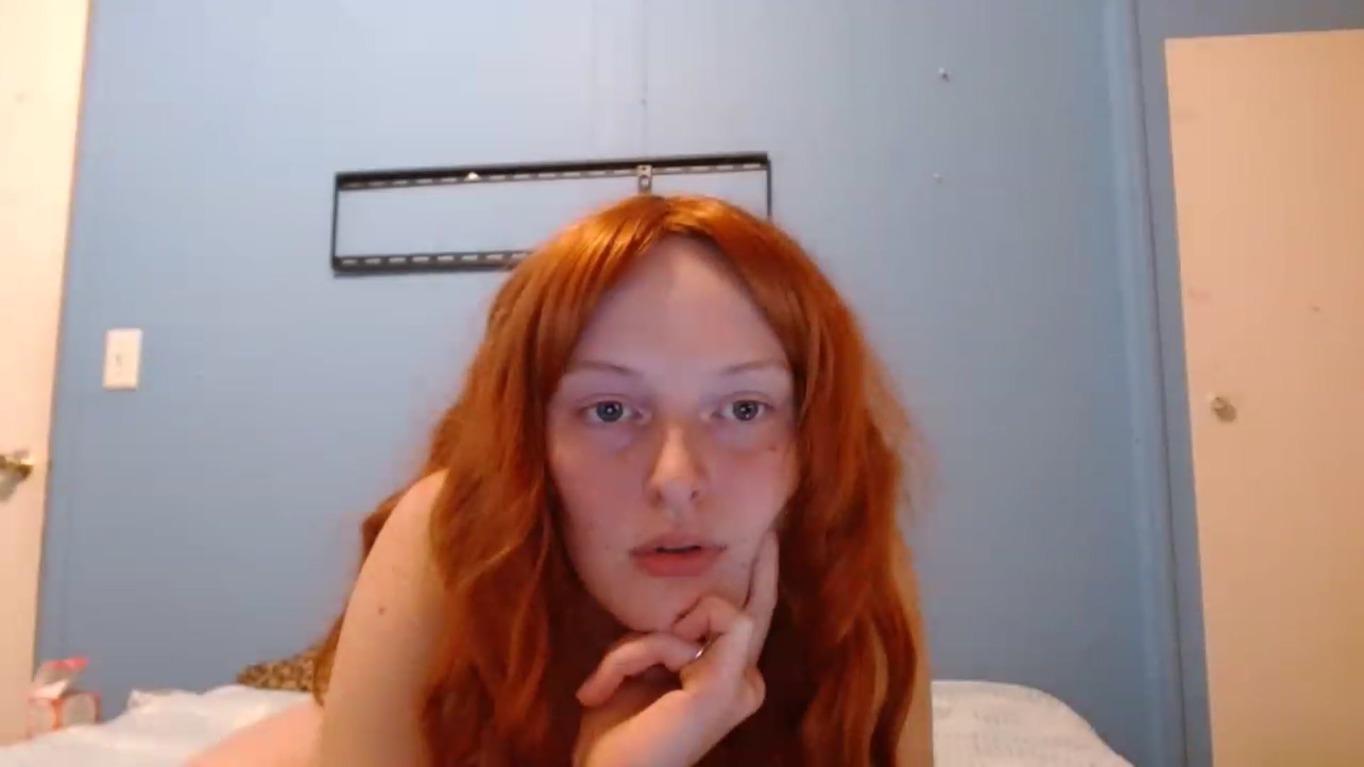 Gallery image thumbnail from Miss_VBliss's myfreecams stream on, 03/19/2023, 03:15 image 14 of 20