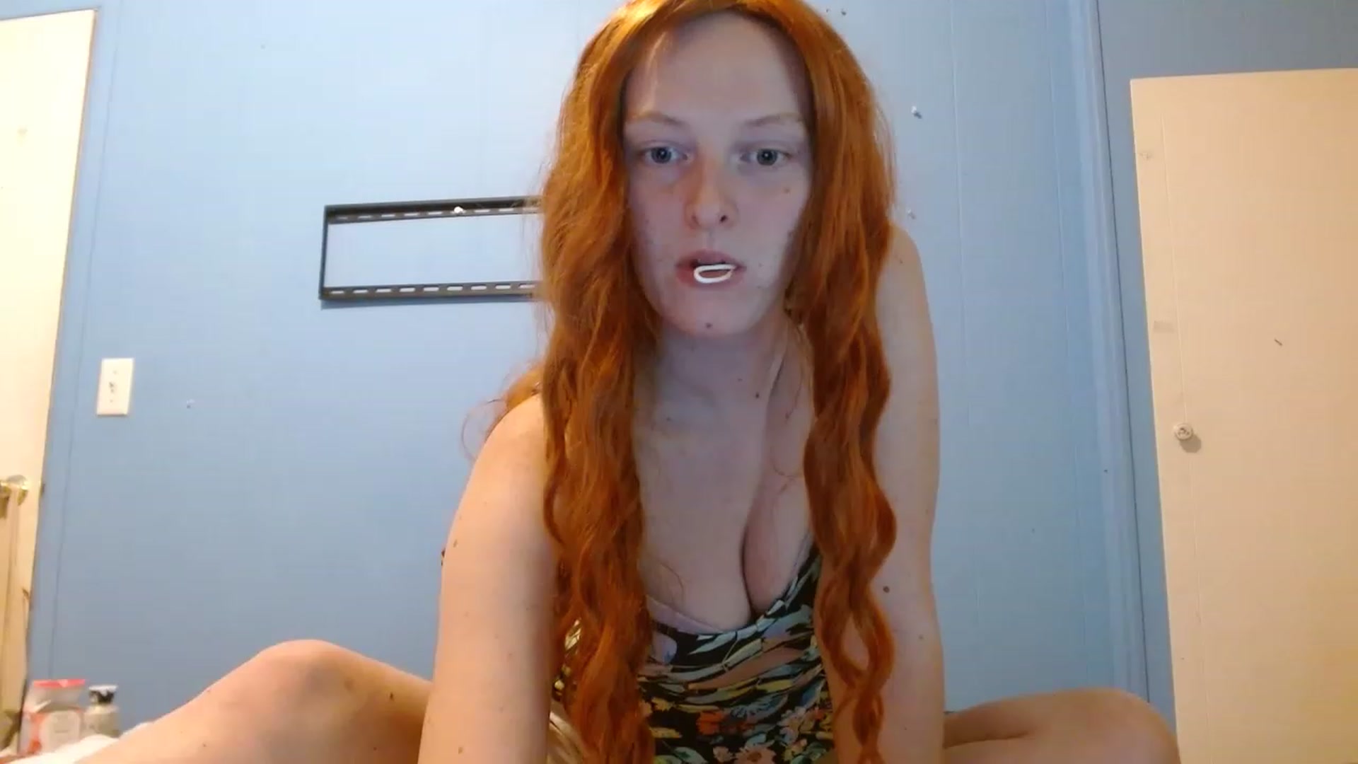 Gallery image thumbnail from Miss_VBliss's myfreecams stream on, 03/20/2023, 03:27 image 6 of 20