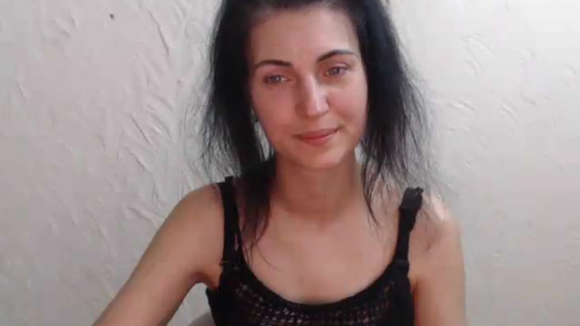 Gallery image thumbnail from Miss_Vivian's myfreecams stream on, 05/16/2026, 20:06 image 12 of 20