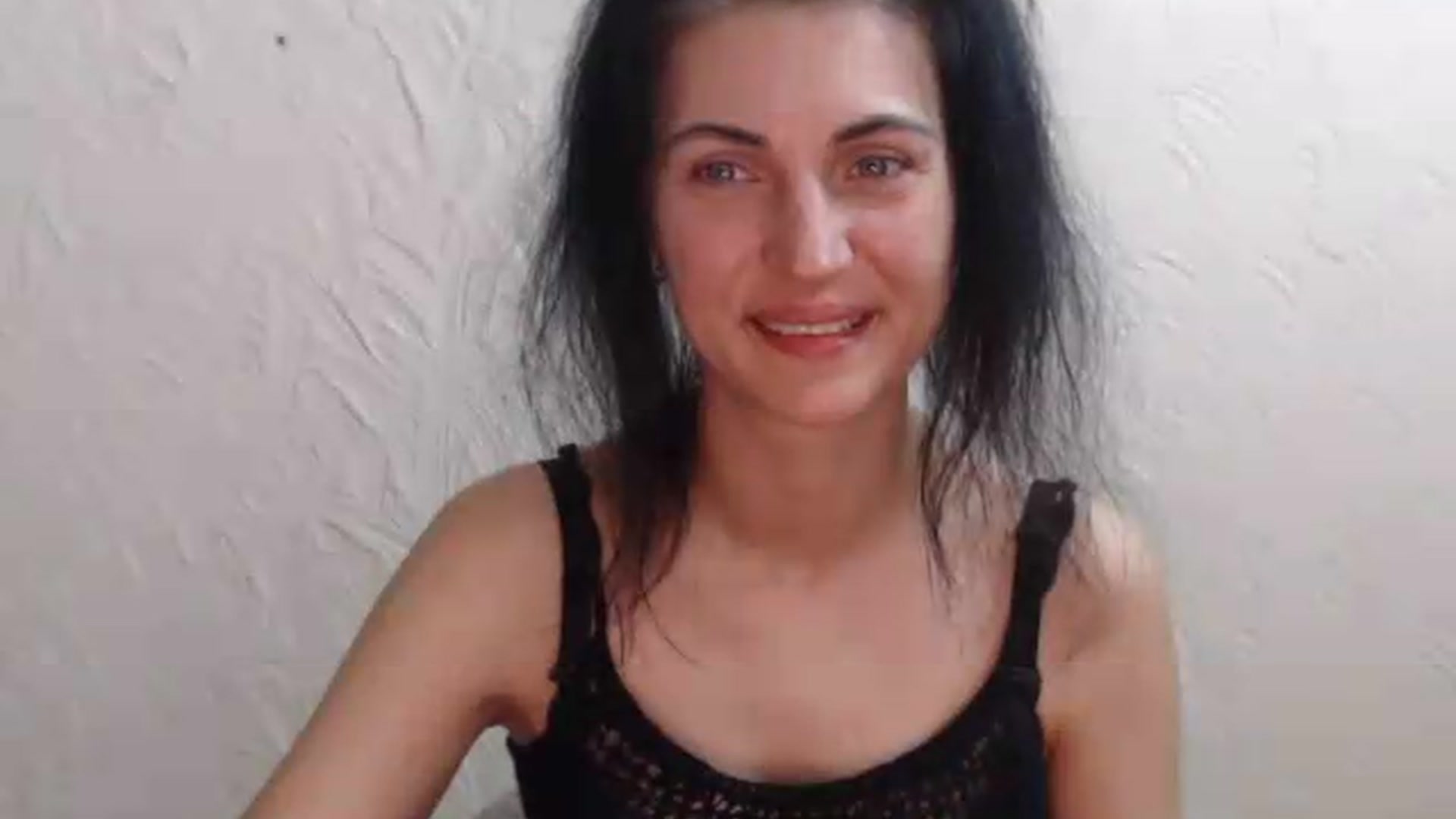 Gallery image thumbnail from Miss_Vivian's myfreecams stream on, 05/16/2026, 20:06 image 11 of 20