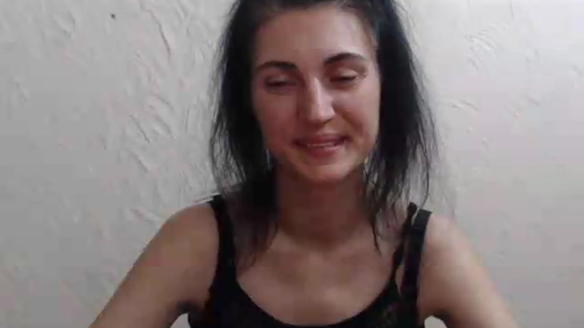 Gallery image thumbnail from Miss_Vivian's myfreecams stream on, 05/17/2026, 01:10 image 6 of 20