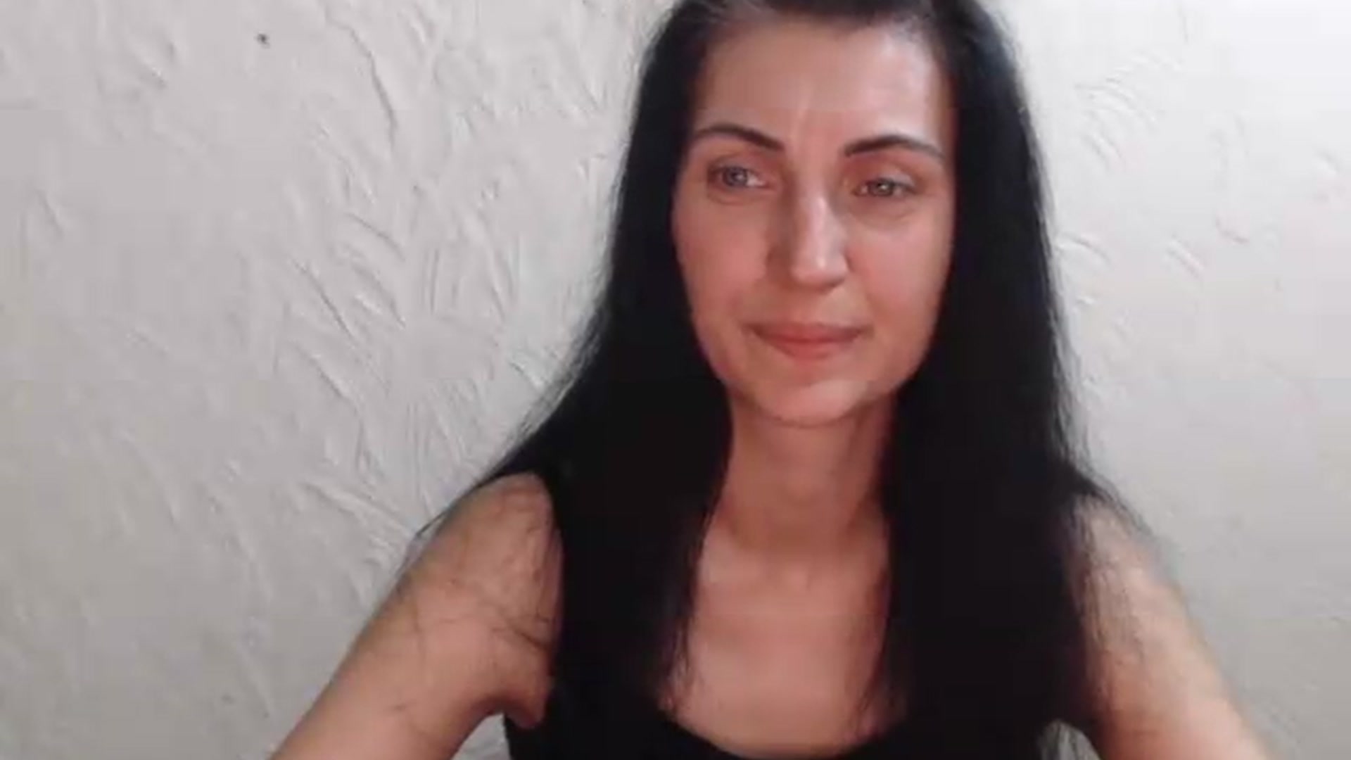 Gallery image thumbnail from Miss_Vivian's myfreecams stream on, 05/19/2026, 15:06 image 4 of 20