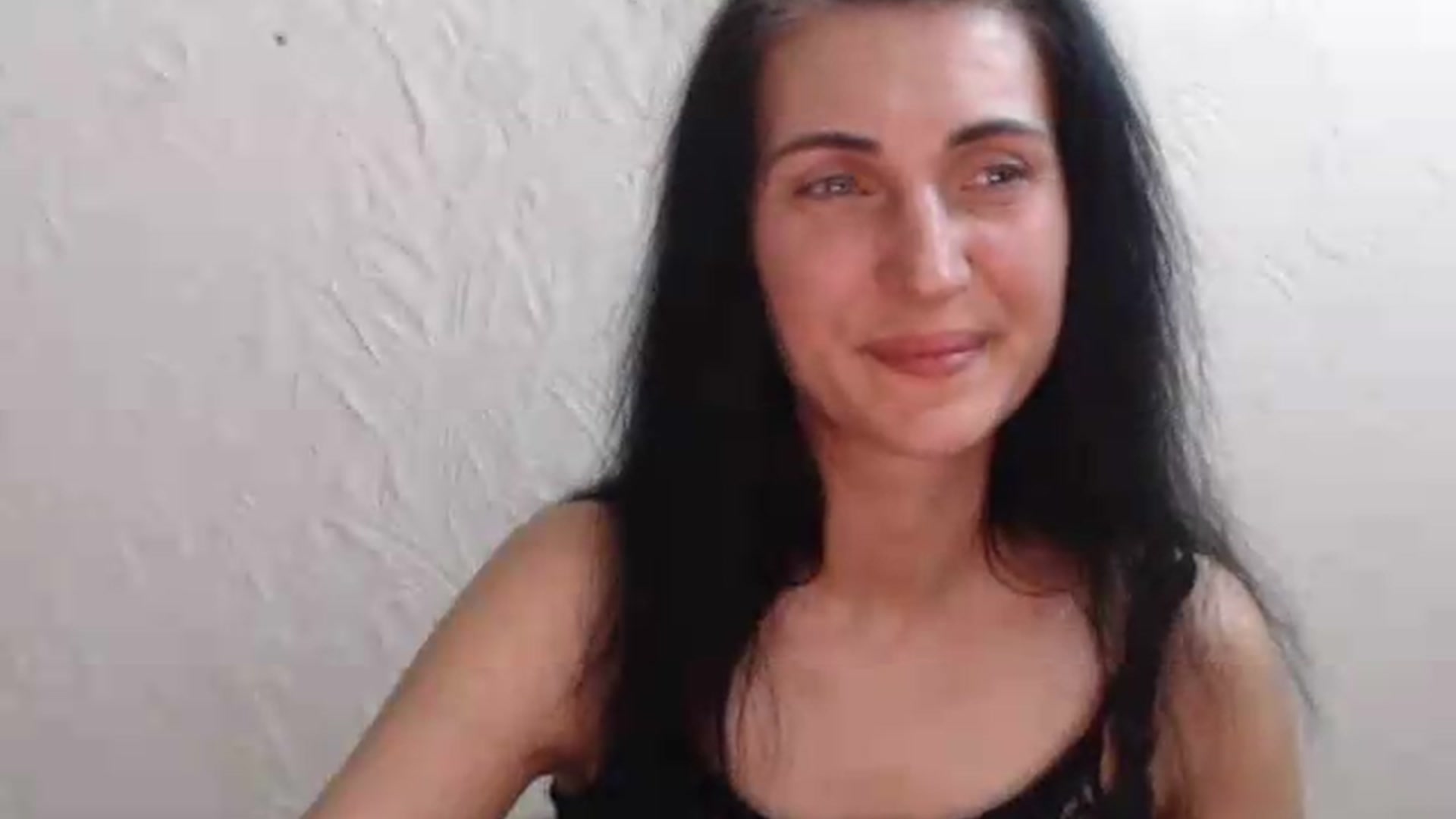 Gallery image thumbnail from Miss_Vivian's myfreecams stream on, 05/27/2026, 18:30 image 9 of 20