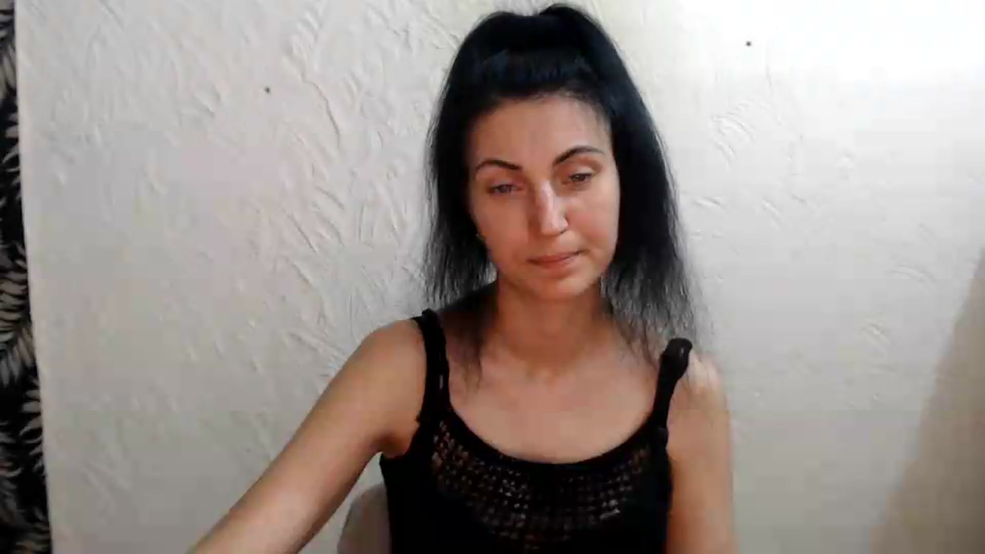 Gallery image thumbnail from Miss_Vivian's myfreecams stream on, 06/08/2026, 15:45 image 6 of 20