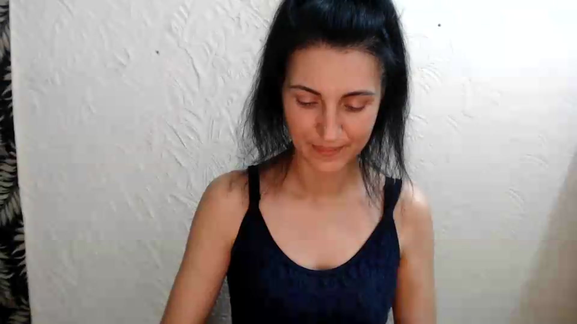 Gallery image thumbnail from Miss_Vivian's myfreecams stream on, 06/09/2026, 19:07 image 8 of 20