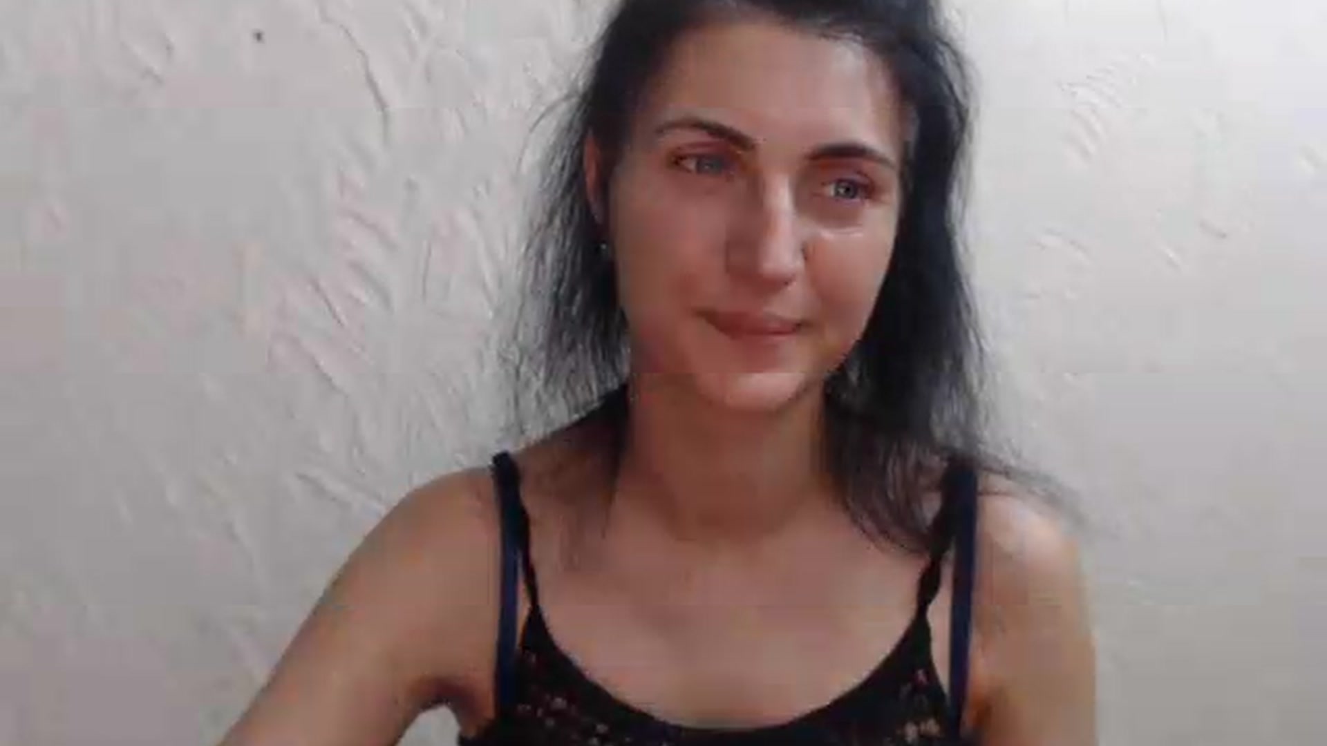 Gallery image thumbnail from Miss_Vivian's myfreecams stream on, 06/22/2026, 14:34 image 12 of 20