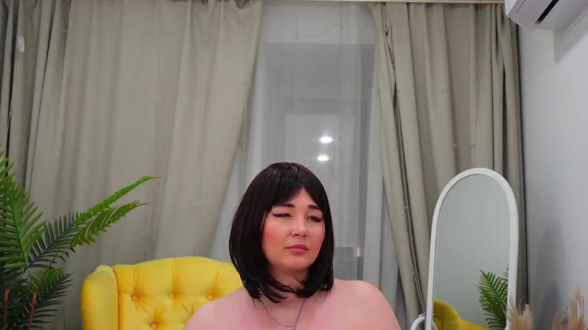 Gallery image thumbnail from Miss_XXXL's myfreecams stream on, 05/08/2026, 18:03 image 5 of 20