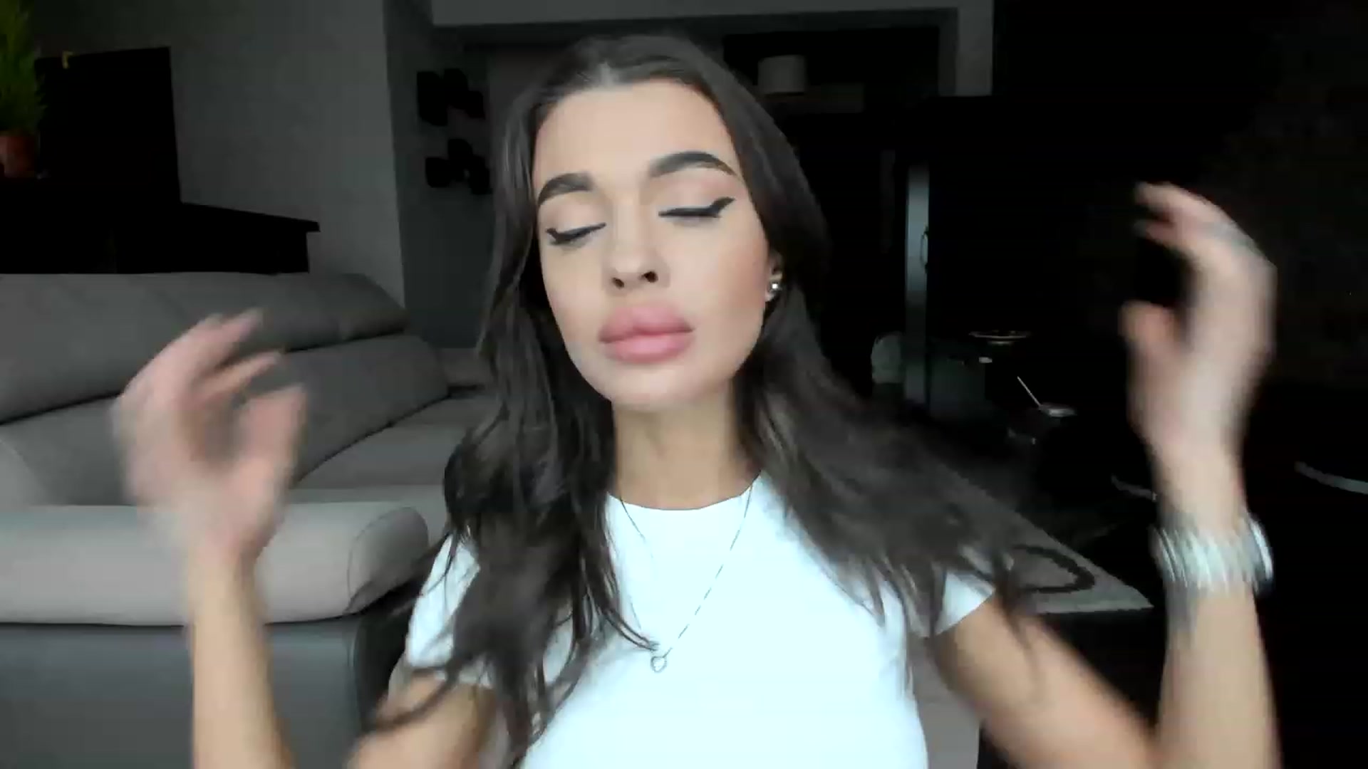 Gallery image thumbnail from Miss_X_'s myfreecams stream on, 11/29/2022, 13:49 image 13 of 20