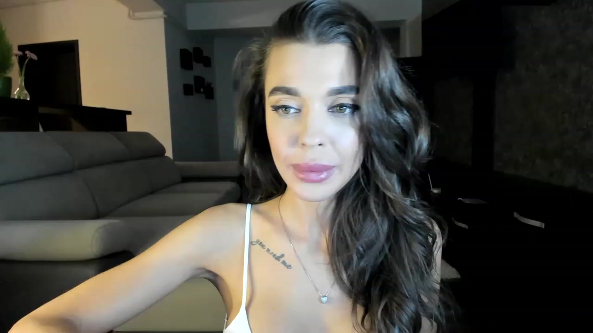 Gallery image thumbnail from Miss_X_'s myfreecams stream on, 12/16/2022, 18:15 image 6 of 20