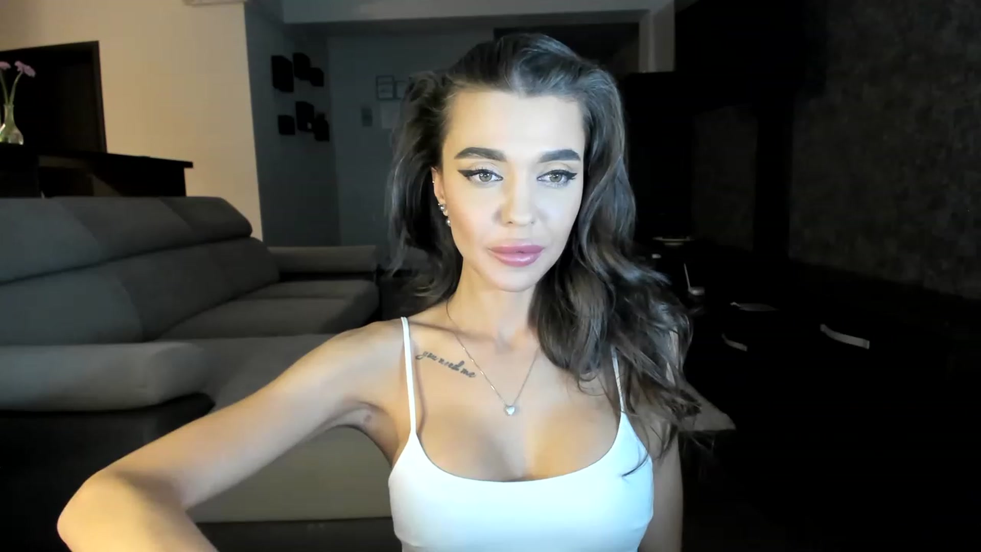 Gallery image thumbnail from Miss_X_'s myfreecams stream on, 12/16/2022, 18:15 image 4 of 20