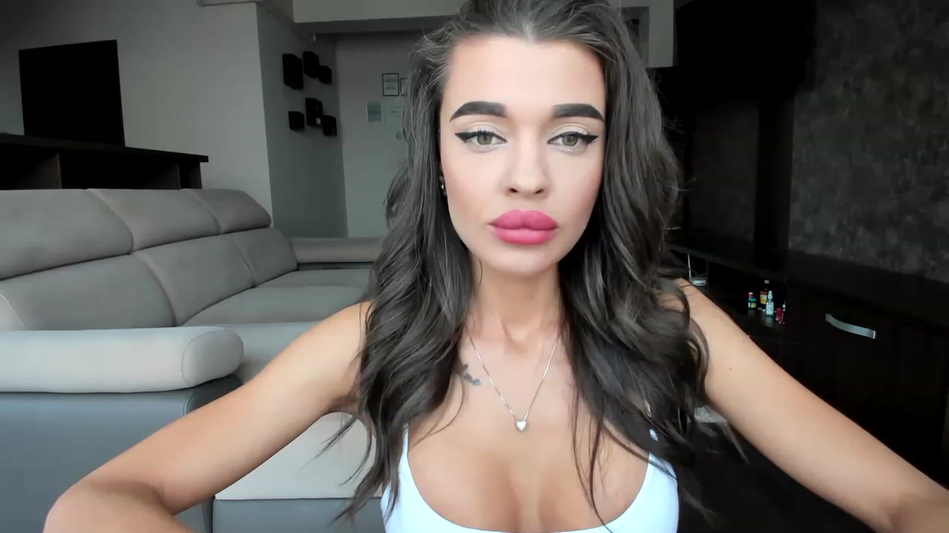 Gallery image thumbnail from Miss_X_'s myfreecams stream on, 01/17/2023, 13:17 image 2 of 20