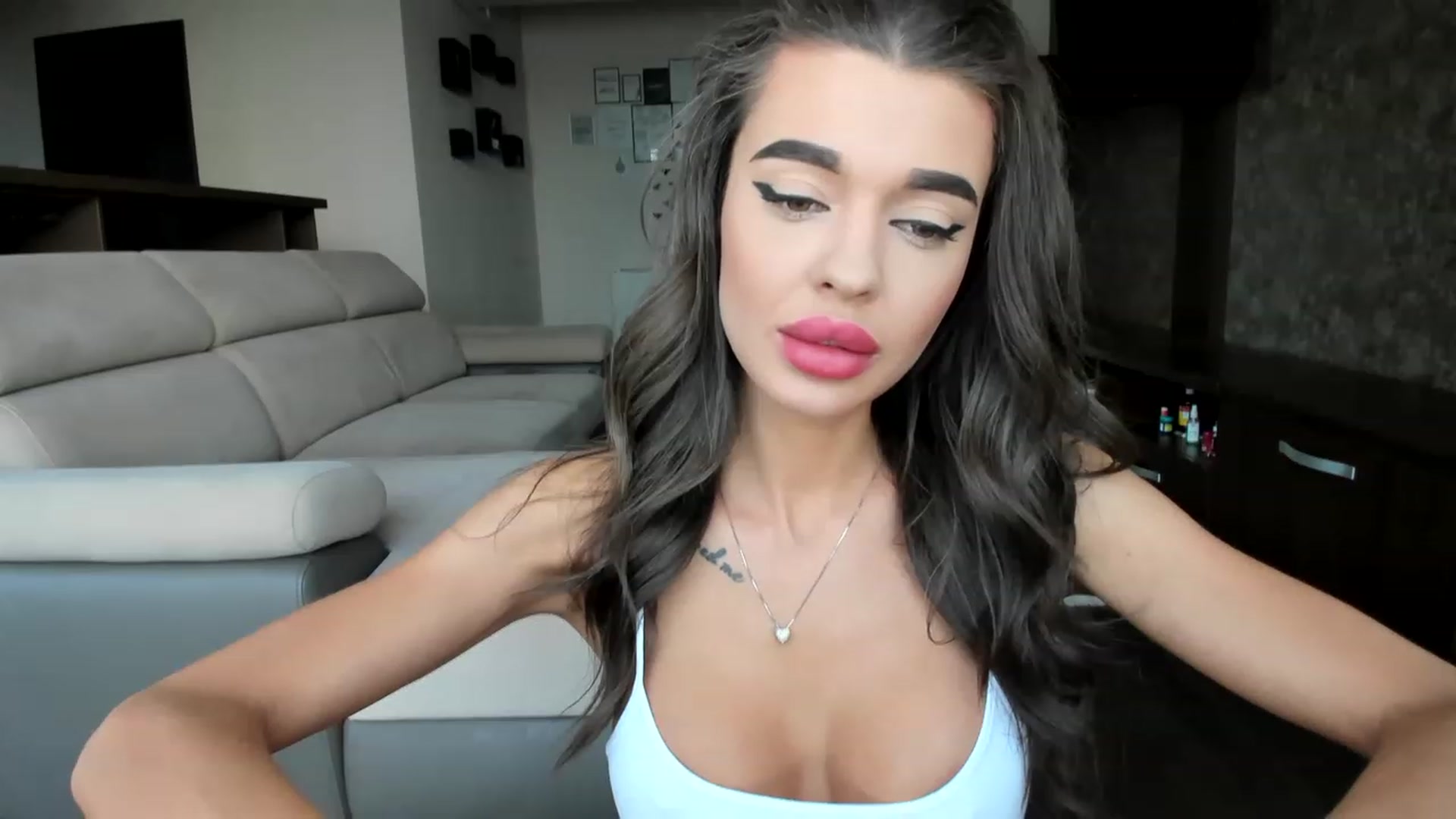 Gallery image thumbnail from Miss_X_'s myfreecams stream on, 01/17/2023, 13:17 image 6 of 20