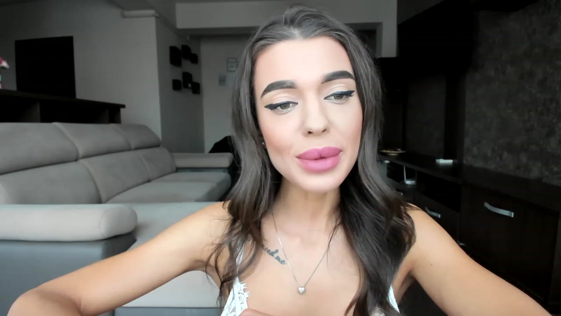 Gallery image thumbnail from Miss_X_'s myfreecams stream on, 01/22/2023, 14:34 image 2 of 20