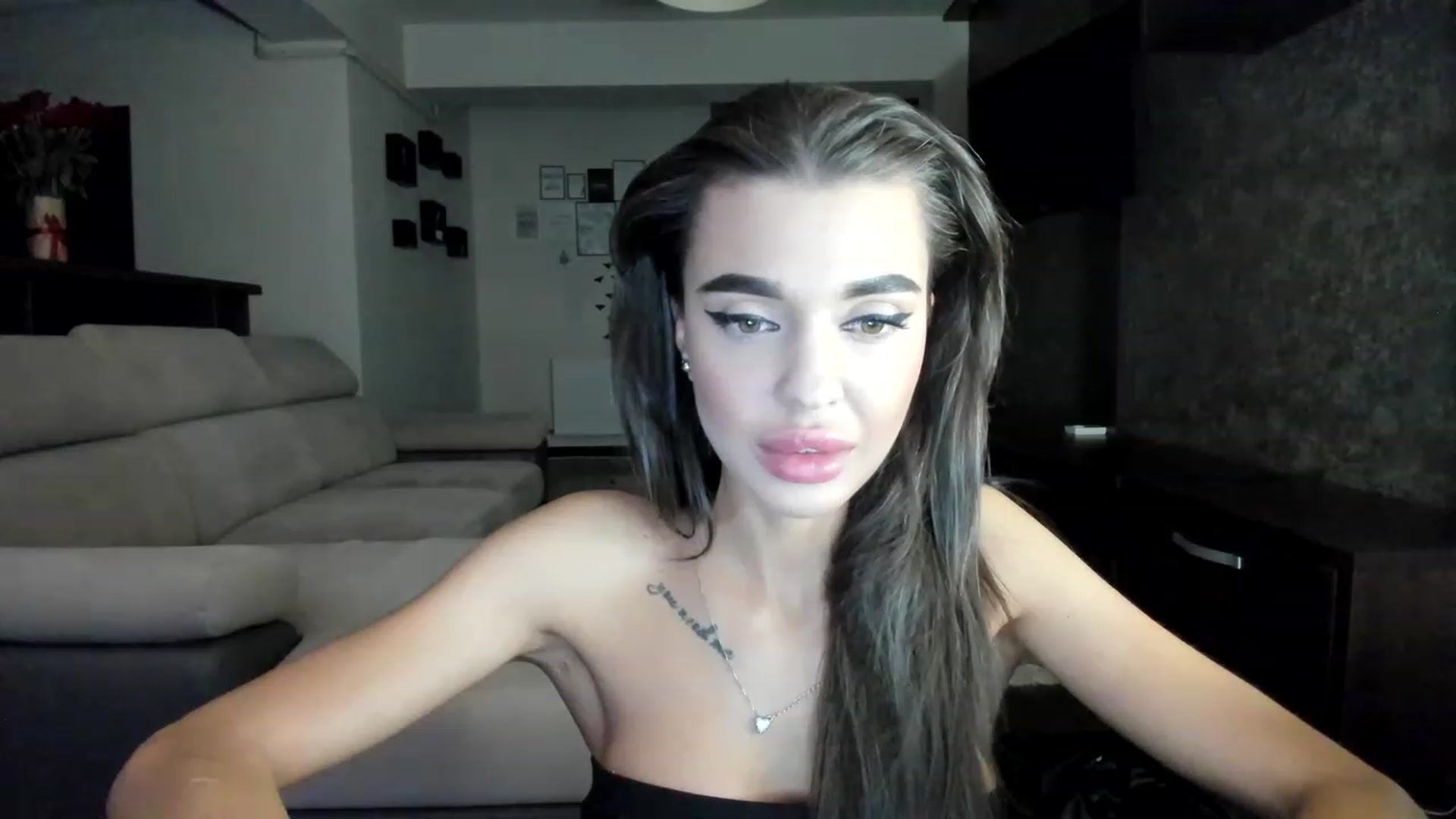 Gallery image thumbnail from Miss_X_'s myfreecams stream on, 02/20/2023, 16:06 image 16 of 20