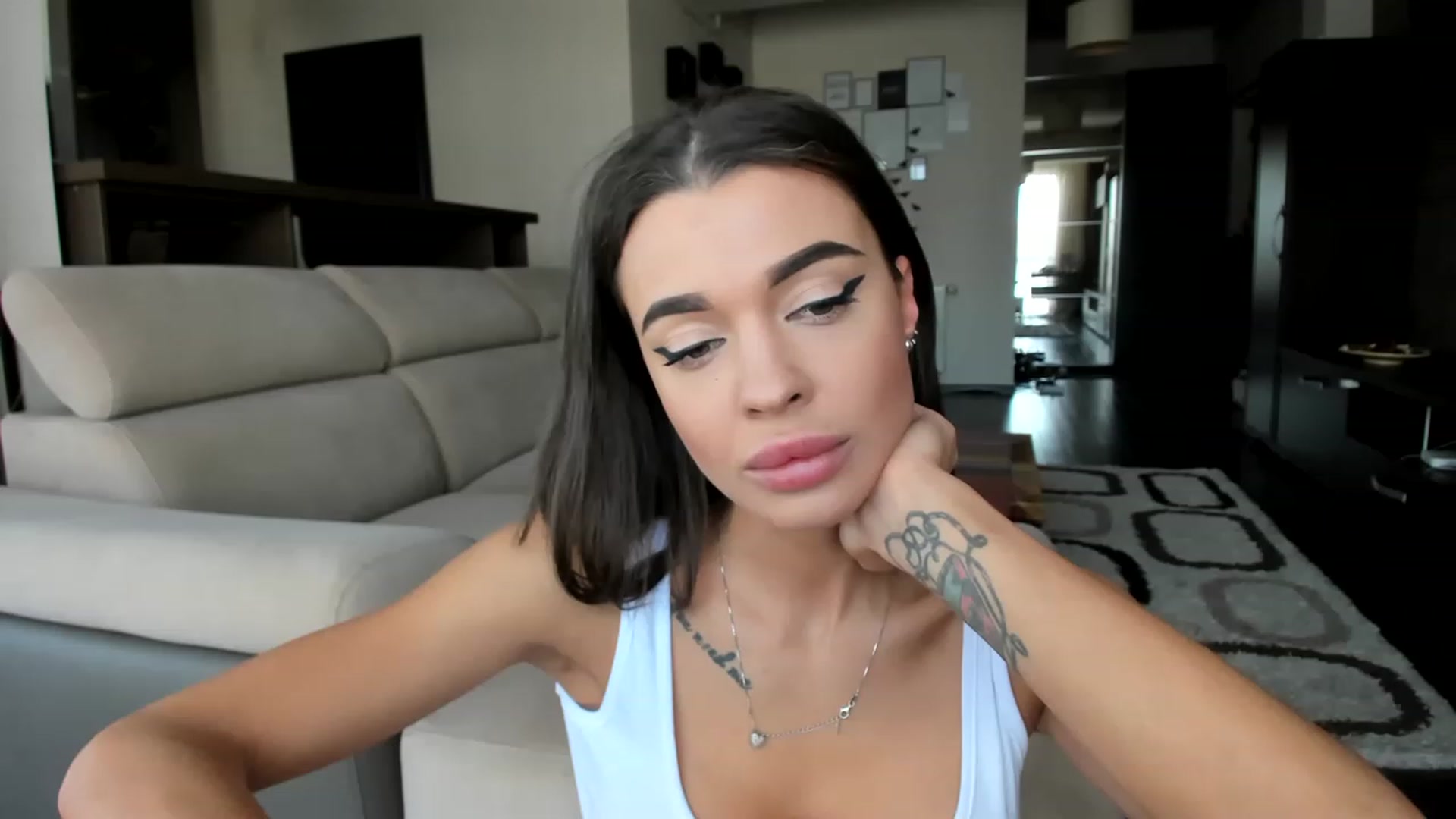 Gallery image thumbnail from Miss_X_'s myfreecams stream on, 03/20/2023, 13:04 image 17 of 20