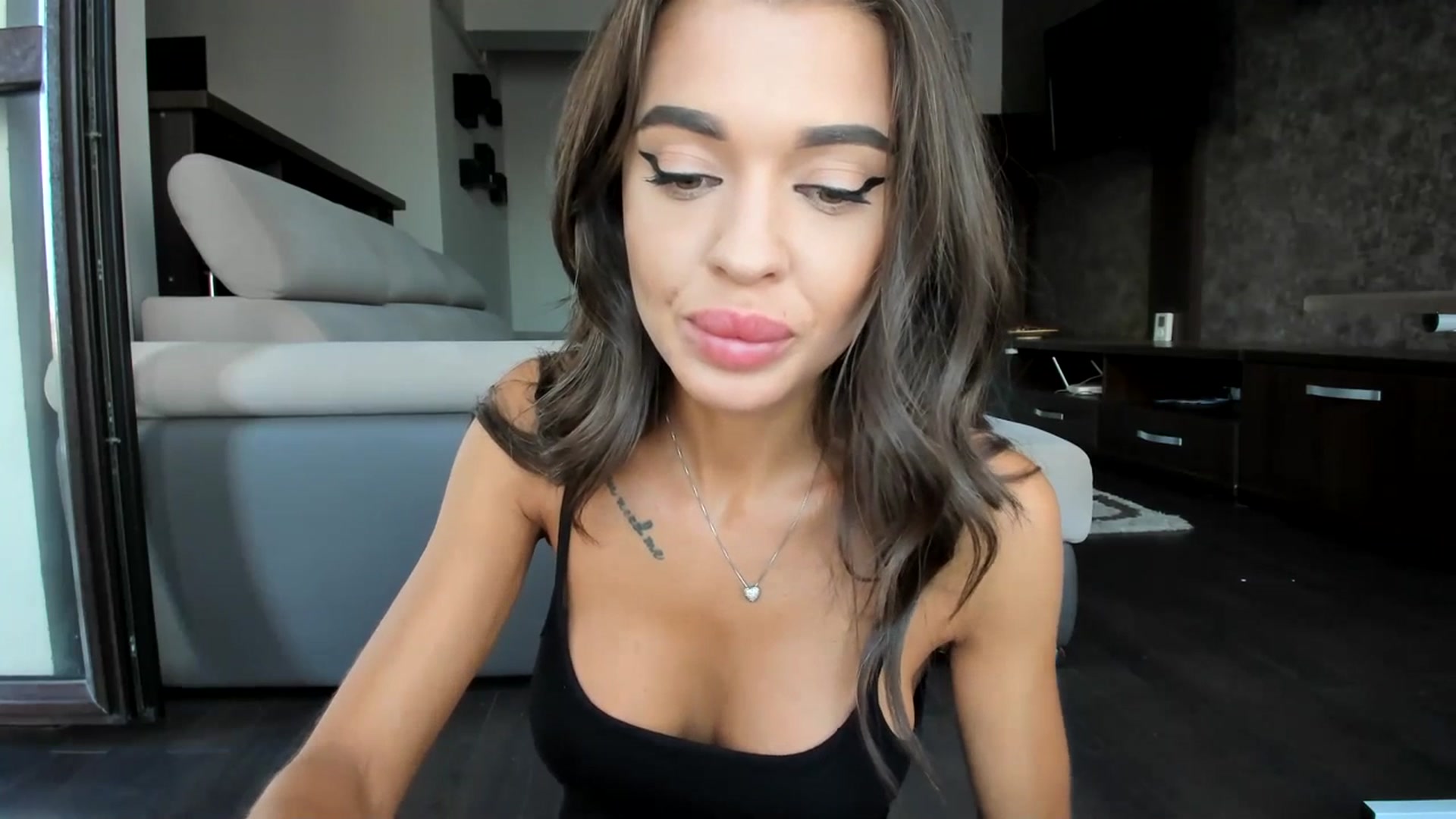 Gallery image thumbnail from Miss_X_'s myfreecams stream on, 07/18/2023, 16:44 image 8 of 20