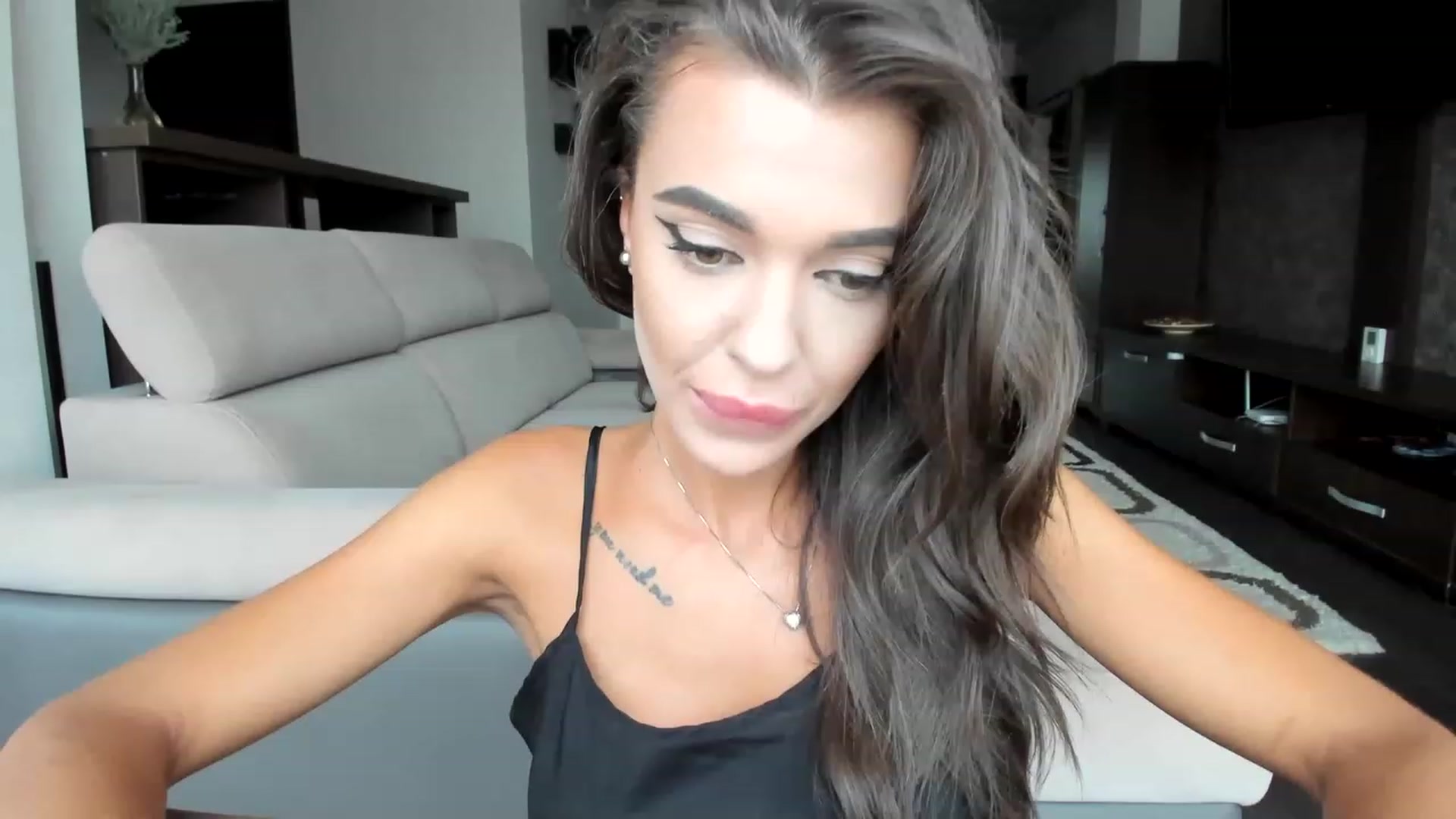 Gallery image thumbnail from Miss_X_'s myfreecams stream on, 08/04/2023, 16:04 image 15 of 20