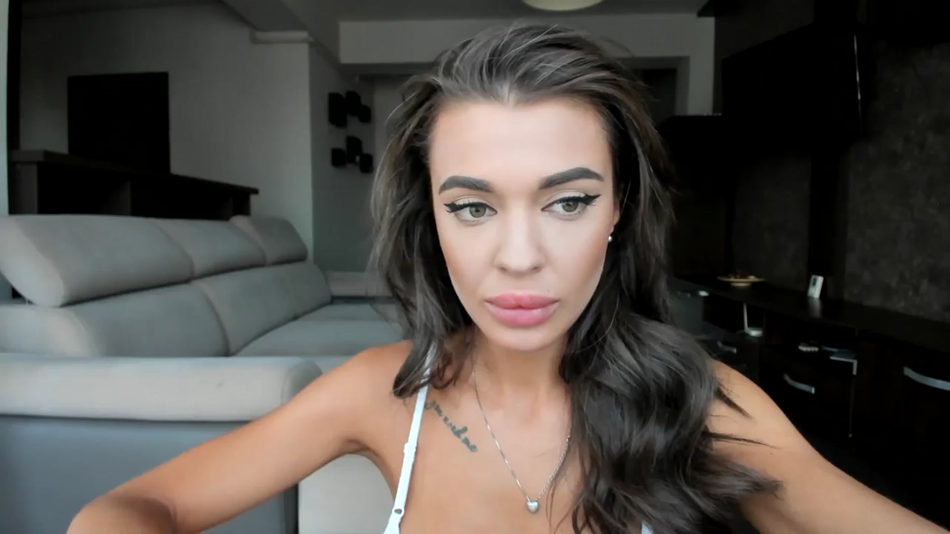 Gallery image thumbnail from Miss_X_'s myfreecams stream on, 09/02/2023, 16:29 image 10 of 20