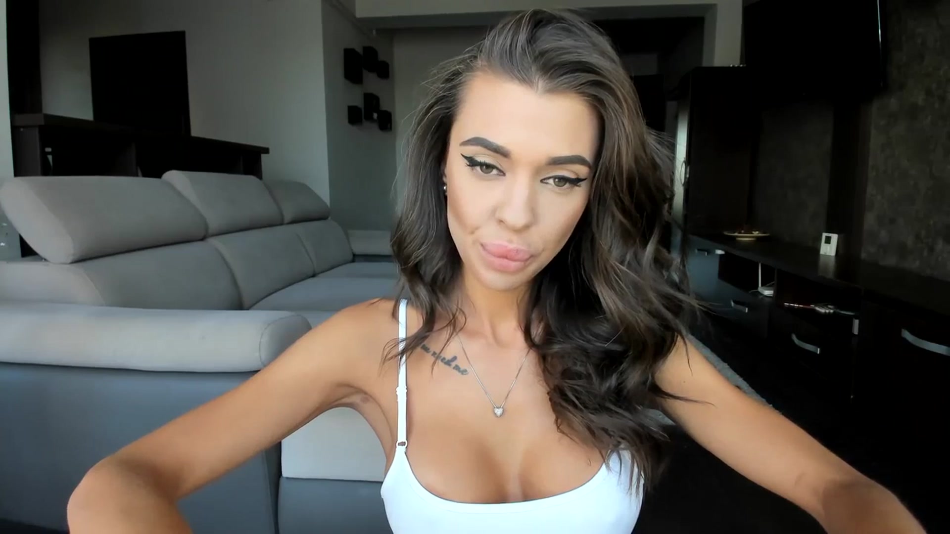 Gallery image thumbnail from Miss_X_'s myfreecams stream on, 09/08/2023, 15:26 image 2 of 20
