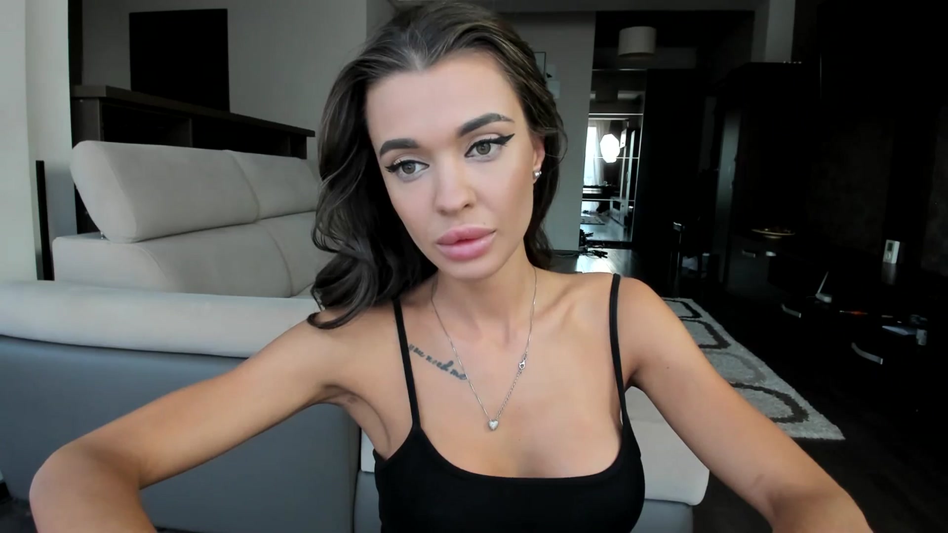 Gallery image thumbnail from Miss_X_'s myfreecams stream on, 10/02/2023, 15:29 image 12 of 20