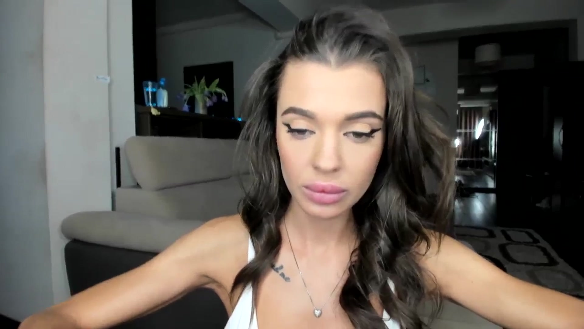 Gallery image thumbnail from Miss_X_'s myfreecams stream on, 12/01/2023, 17:09 image 19 of 20