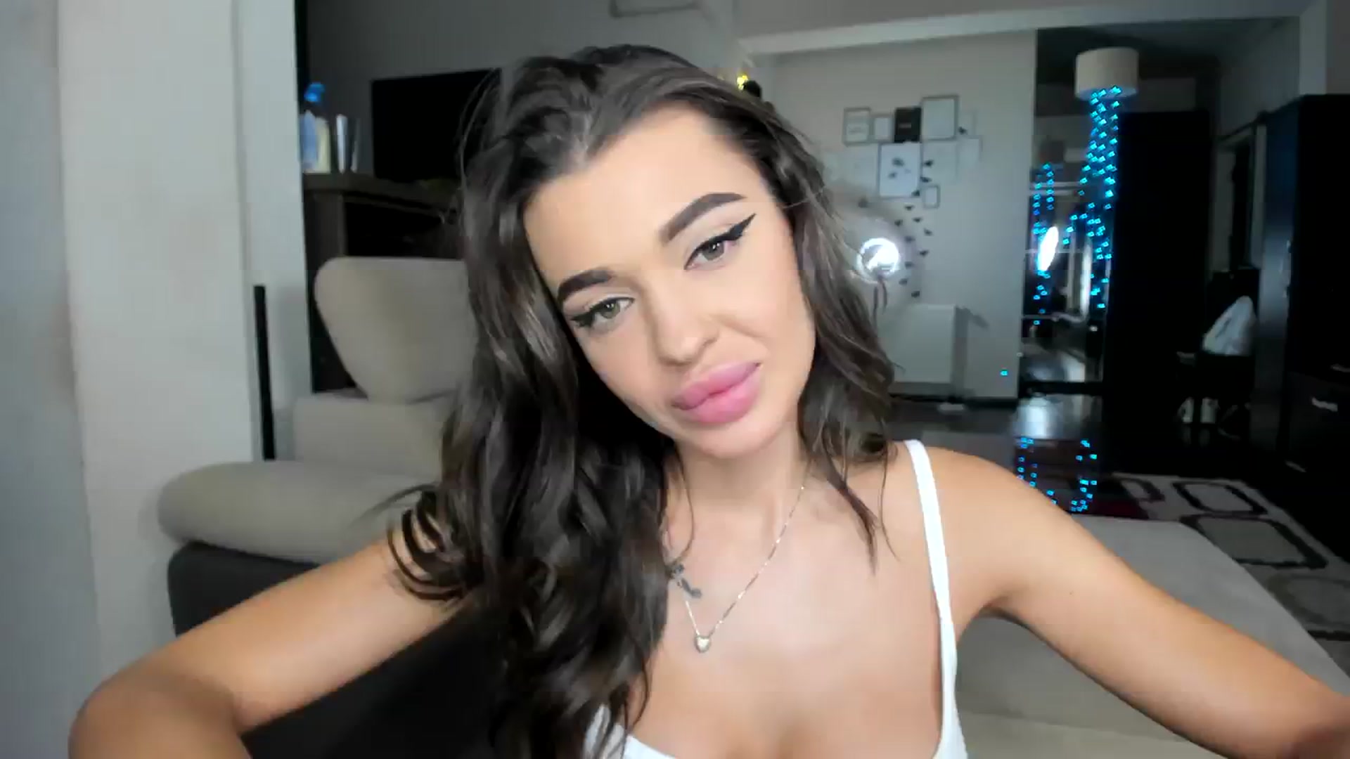 Gallery image thumbnail from Miss_X_'s myfreecams stream on, 01/01/2024, 16:21 image 13 of 20