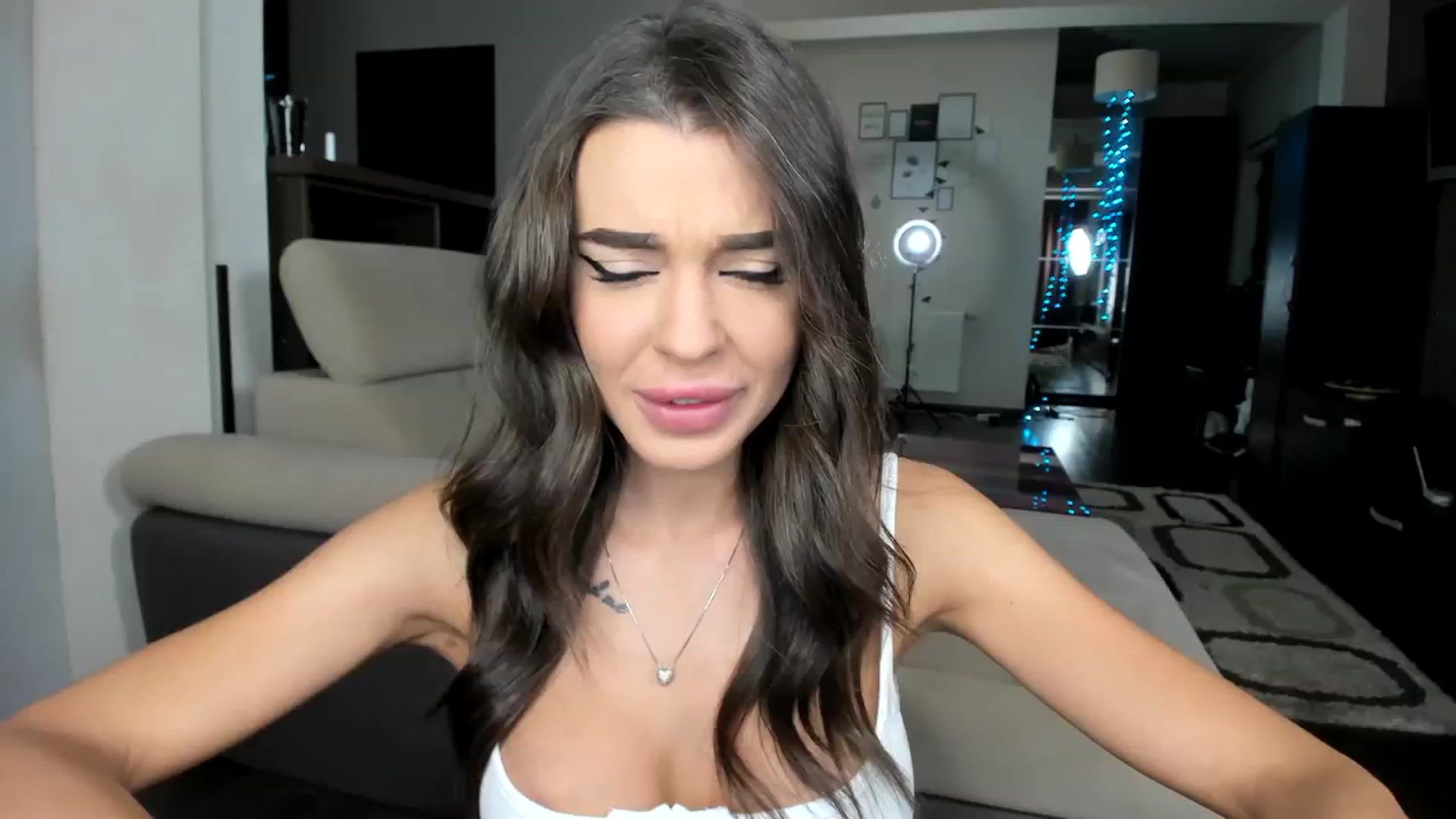 Gallery image thumbnail from Miss_X_'s myfreecams stream on, 01/03/2024, 16:40 image 1 of 20