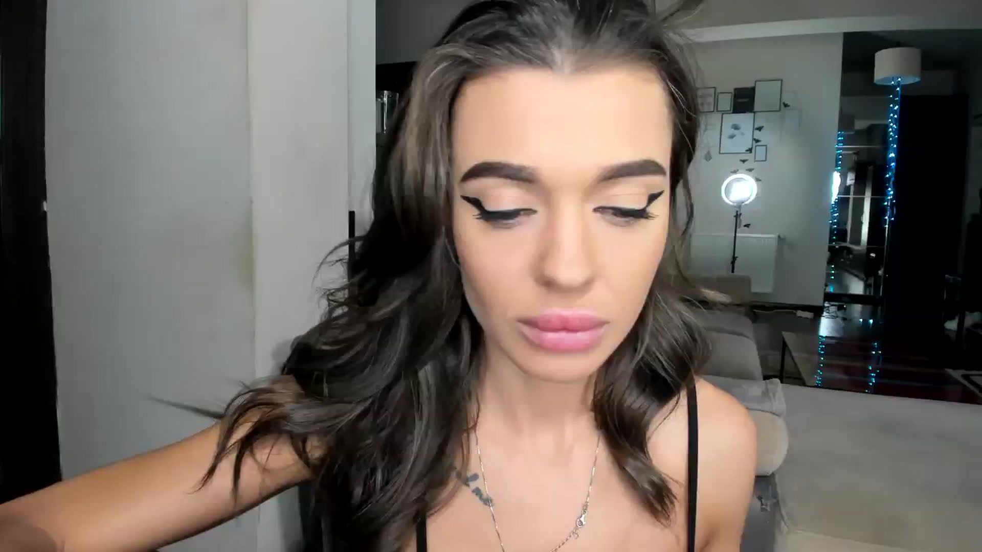 Gallery image thumbnail from Miss_X_'s myfreecams stream on, 01/15/2024, 18:26 image 1 of 20