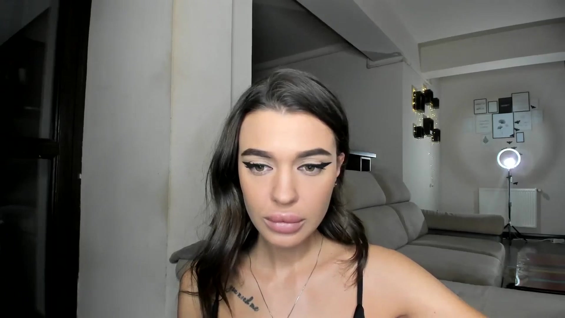 Gallery image thumbnail from Miss_X_'s myfreecams stream on, 03/16/2024, 17:10 image 8 of 20