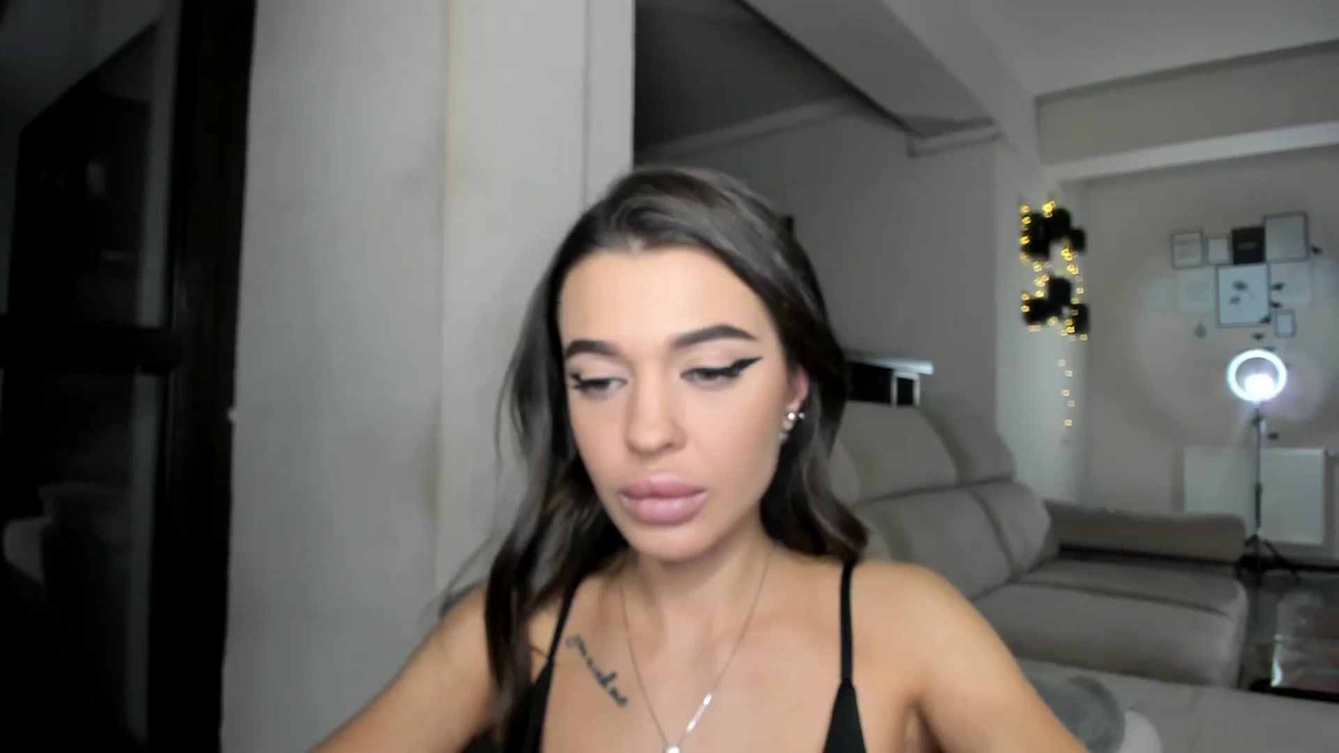 Gallery image thumbnail from Miss_X_'s myfreecams stream on, 03/16/2024, 17:10 image 5 of 20