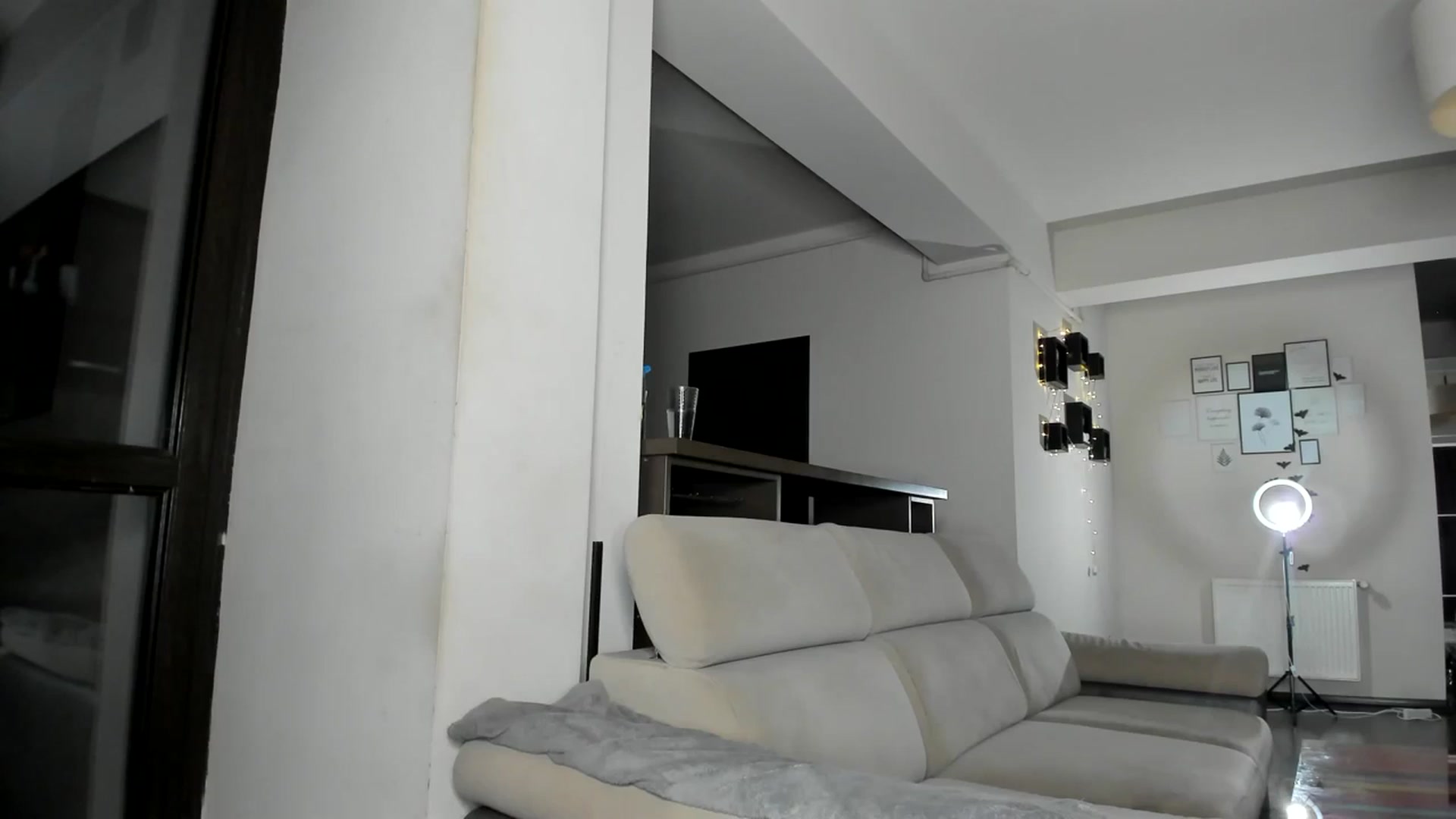 Gallery image thumbnail from Miss_X_'s myfreecams stream on, 03/16/2024, 18:00 image 14 of 20