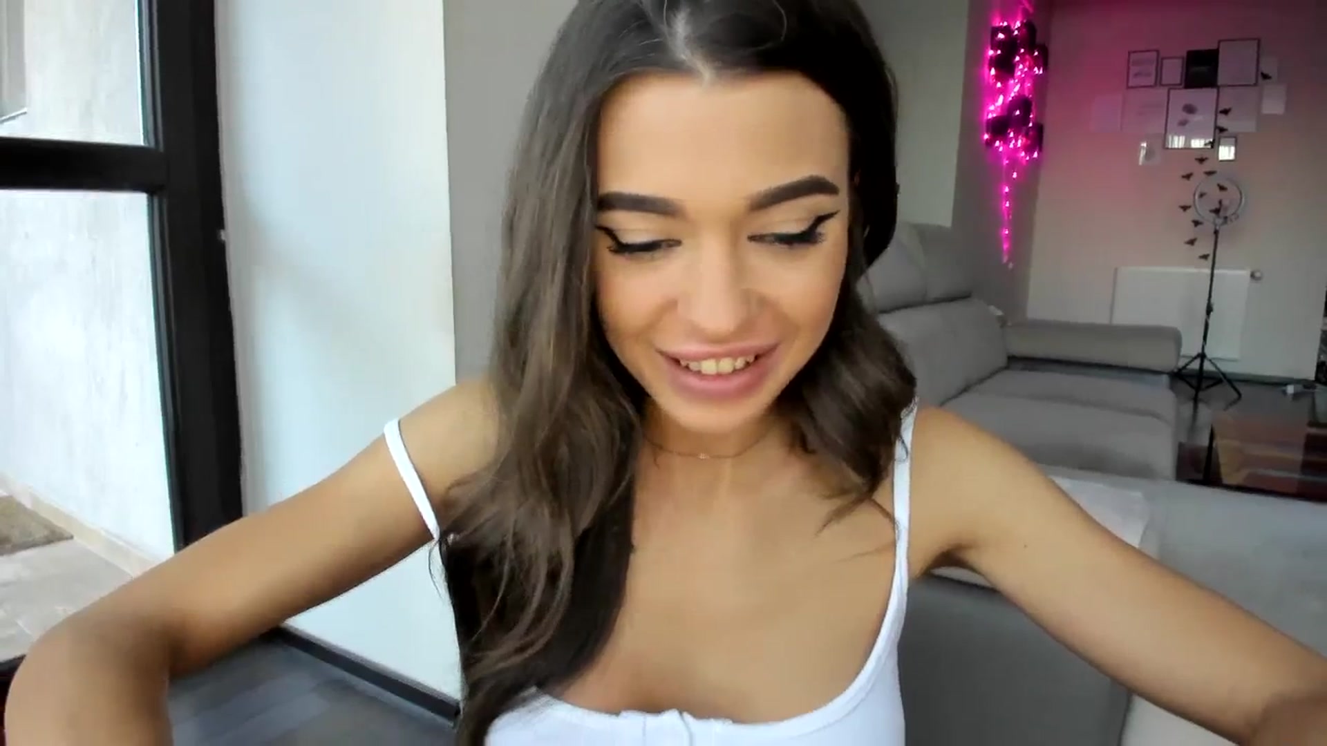 Gallery image thumbnail from Miss_X_'s myfreecams stream on, 04/05/2024, 17:08 image 2 of 20