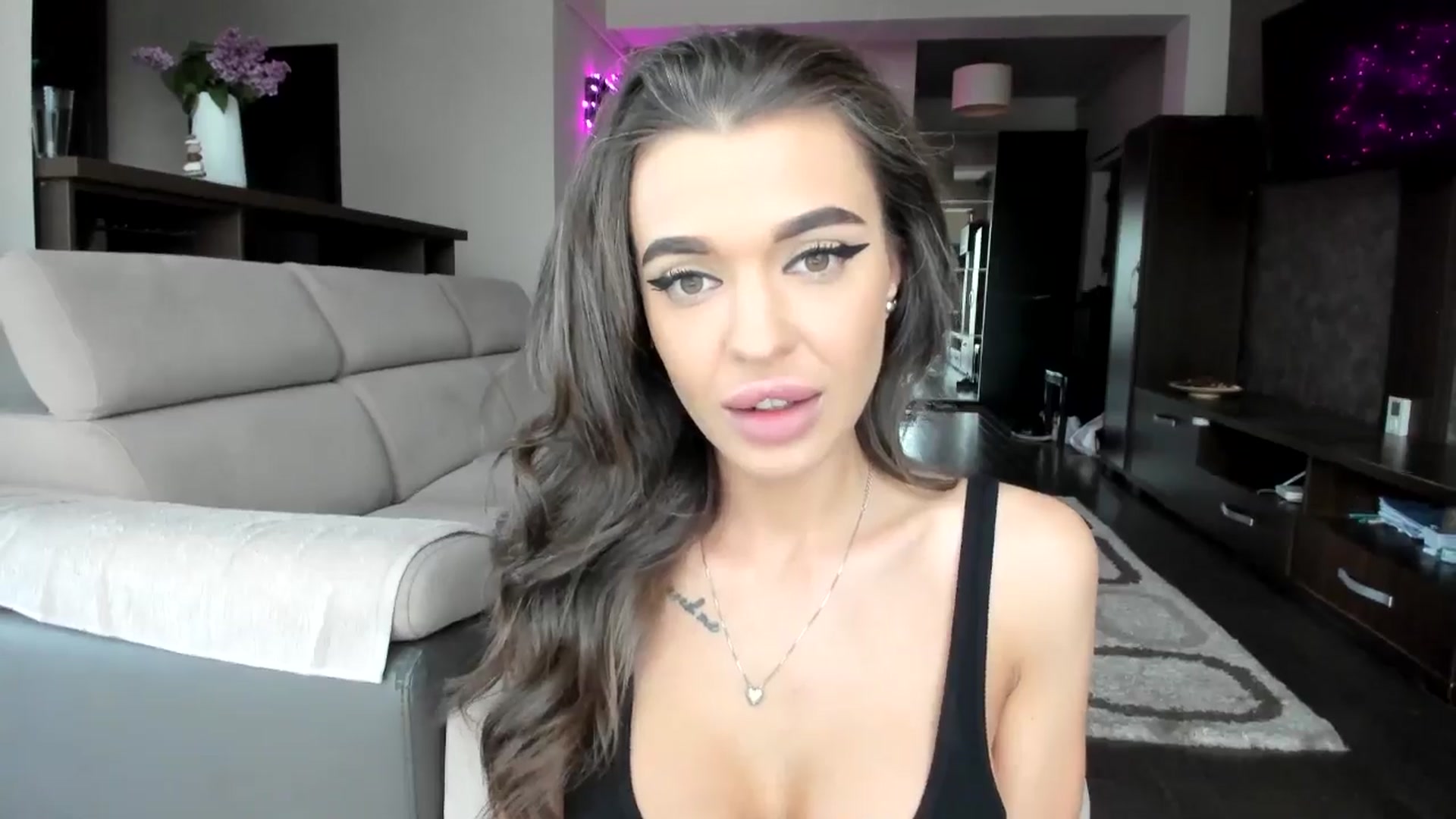 Gallery image thumbnail from Miss_X_'s myfreecams stream on, 04/18/2024, 15:43 image 3 of 20