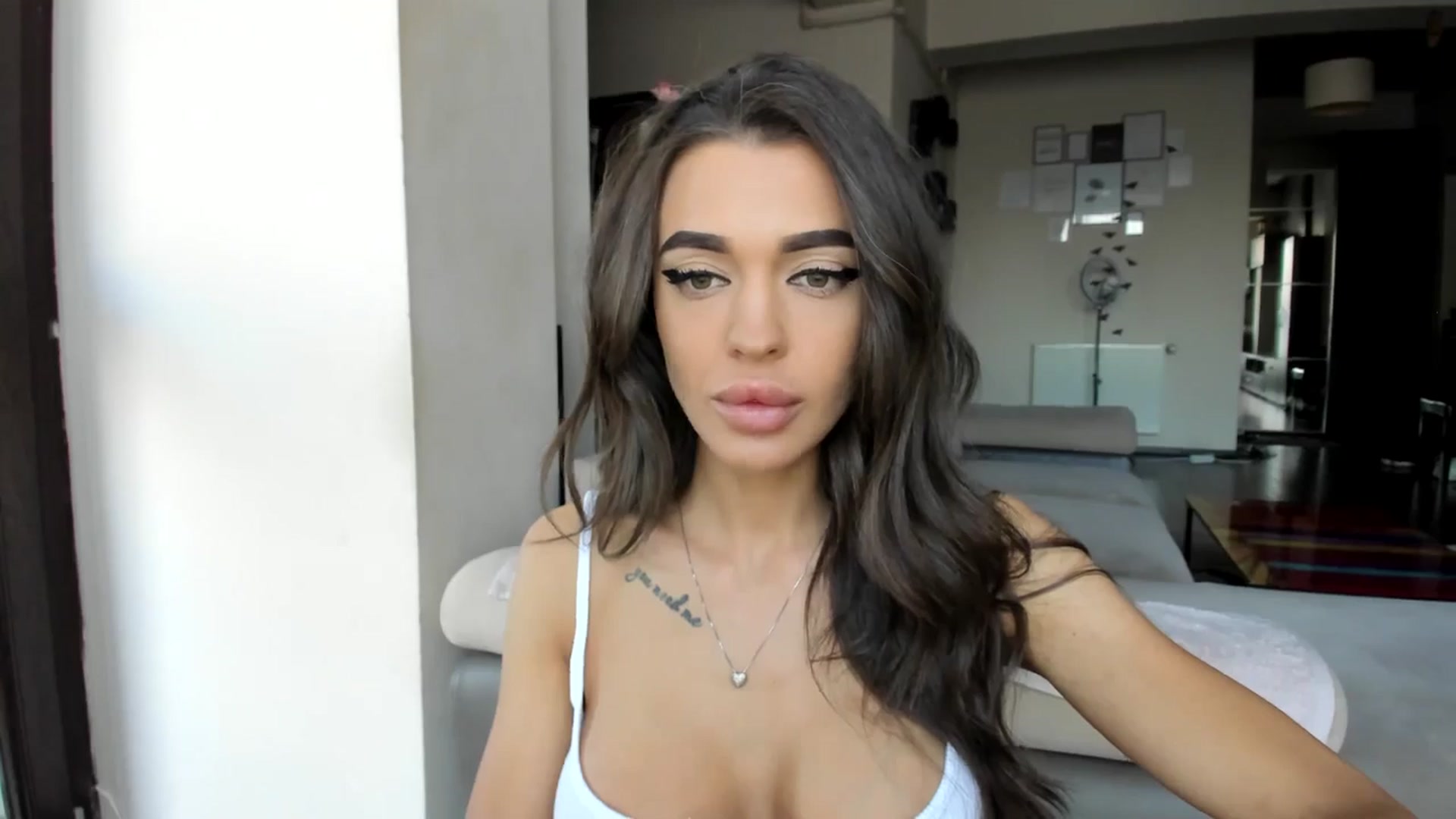 Gallery image thumbnail from Miss_X_'s myfreecams stream on, 05/30/2024, 16:30 image 17 of 20