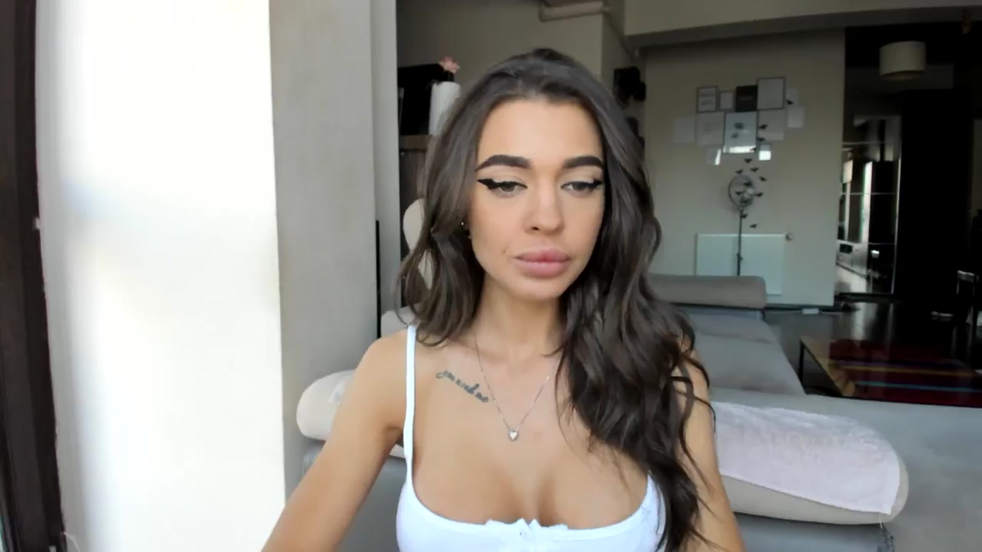 Gallery image thumbnail from Miss_X_'s myfreecams stream on, 05/30/2024, 16:30 image 16 of 20