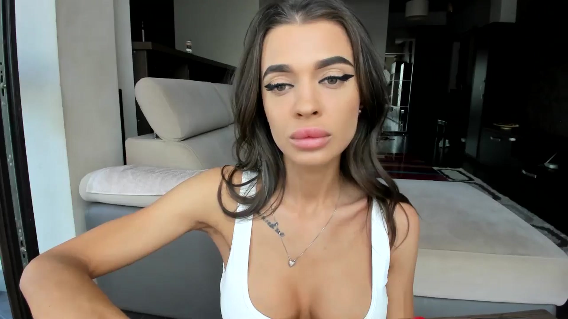 Gallery image thumbnail from Miss_X_'s myfreecams stream on, 06/01/2024, 15:31 image 13 of 20