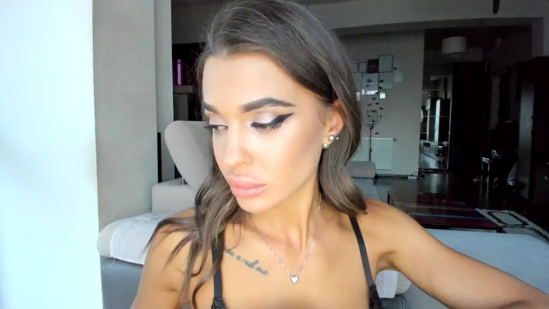 Gallery image thumbnail from Miss_X_'s myfreecams stream on, 09/06/2024, 17:38 image 12 of 20