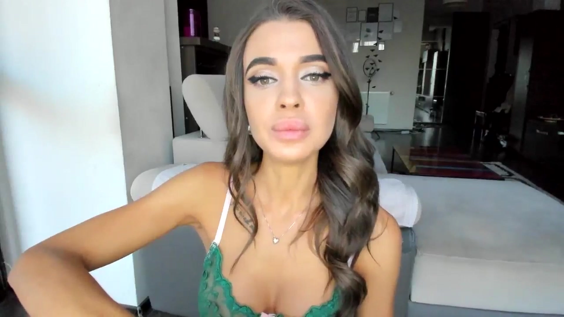 Gallery image thumbnail from Miss_X_'s myfreecams stream on, 09/24/2024, 16:08 image 19 of 20
