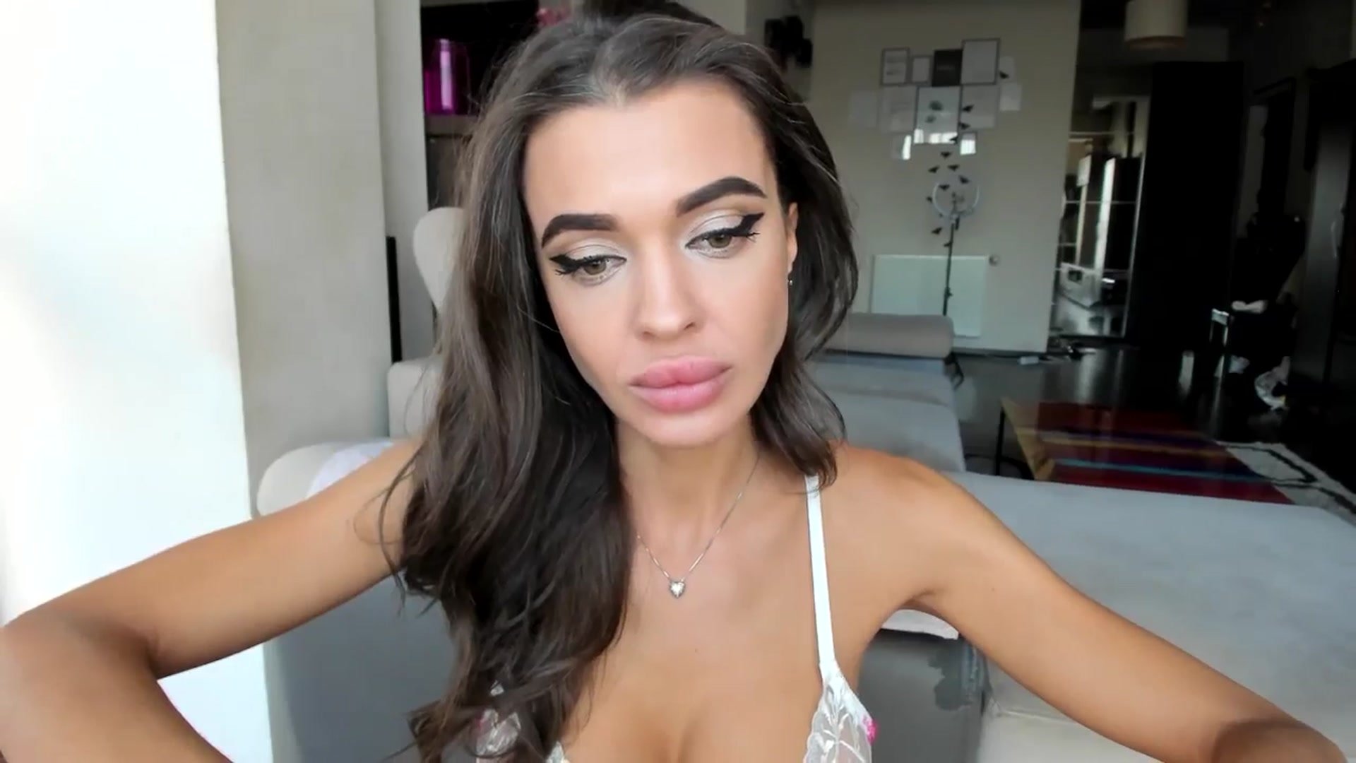 Gallery image thumbnail from Miss_X_'s myfreecams stream on, 10/04/2024, 15:37 image 10 of 20