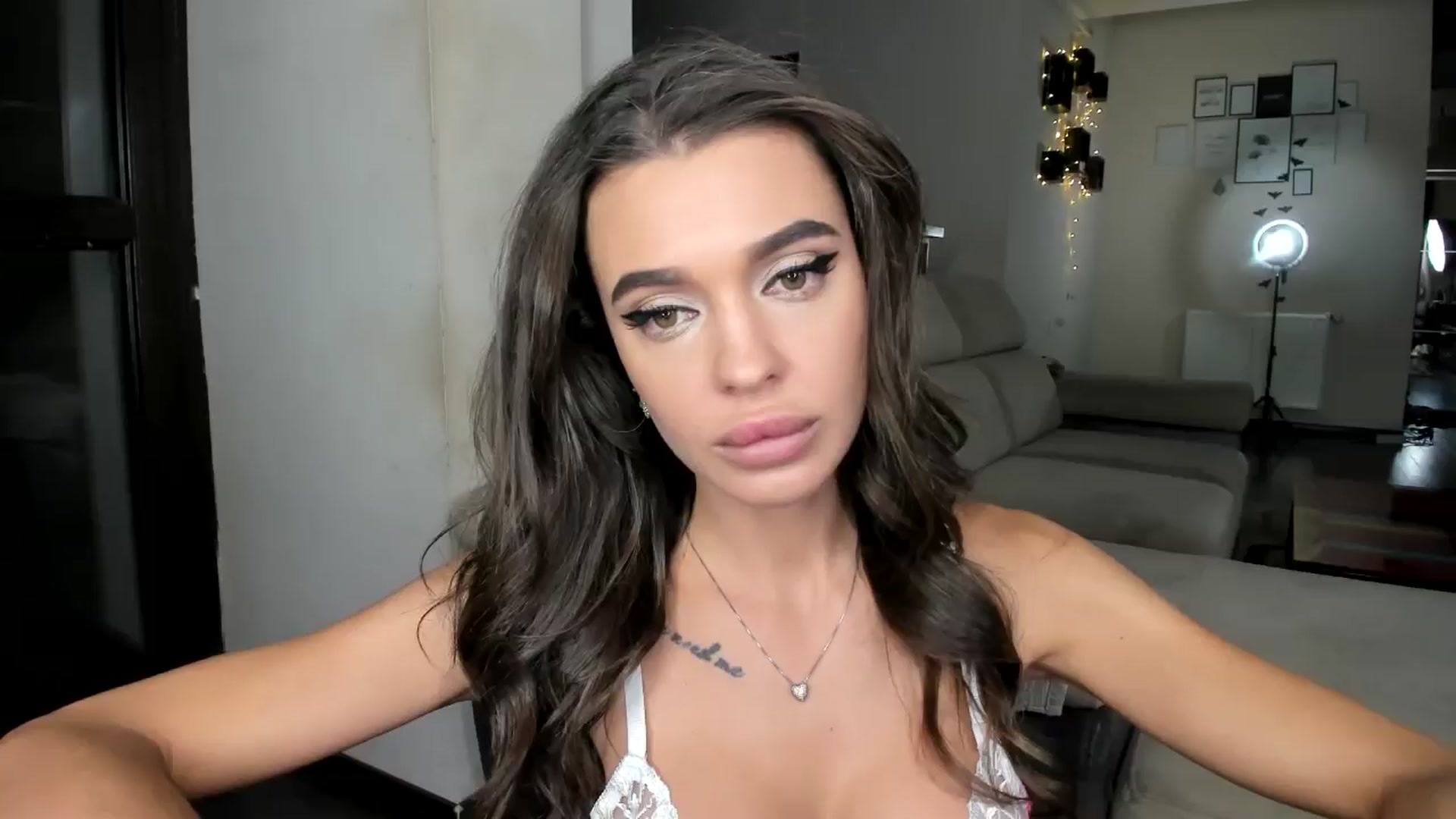 Gallery image thumbnail from Miss_X_'s myfreecams stream on, 11/08/2024, 16:25 image 18 of 20